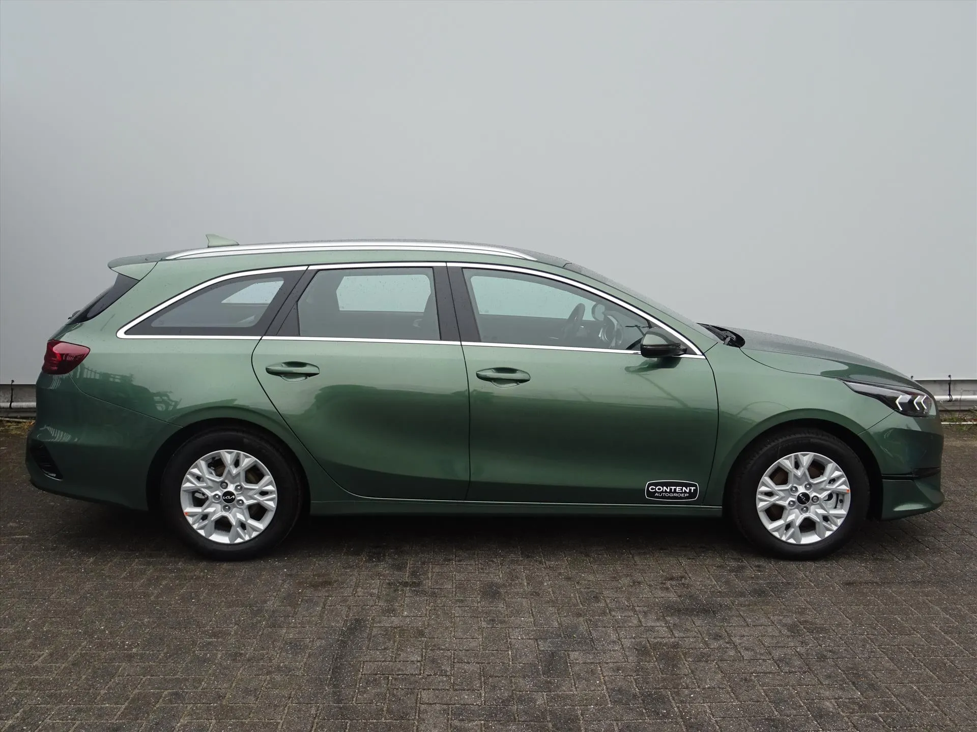 Kia CeedSportswagon met kenteken HKL-89-D – dashboard