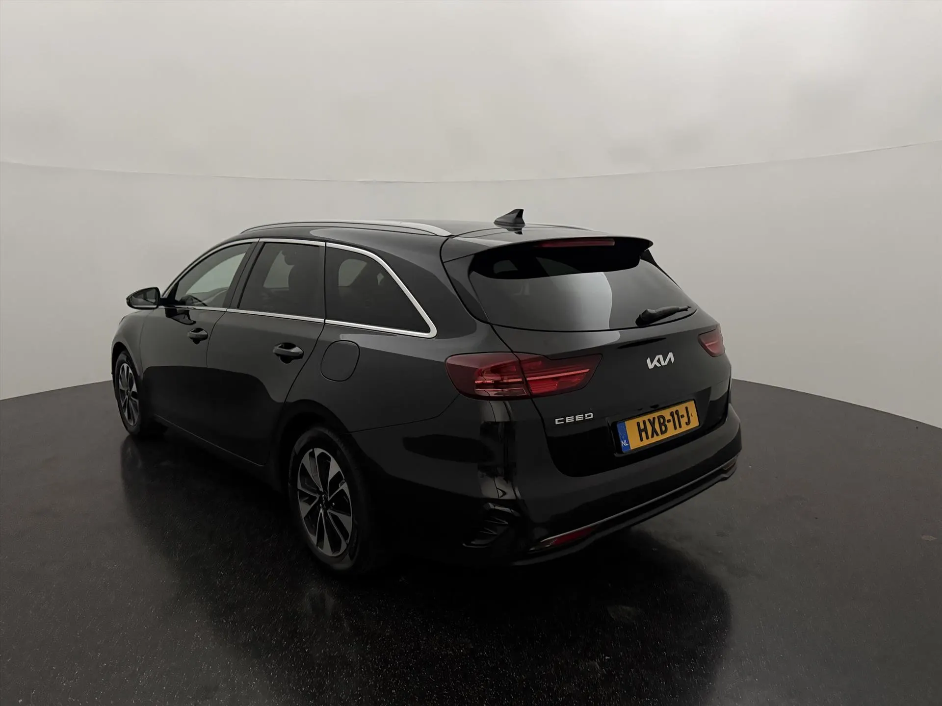 Kia CeedSportswagon met kenteken HXB-11-J – interieur