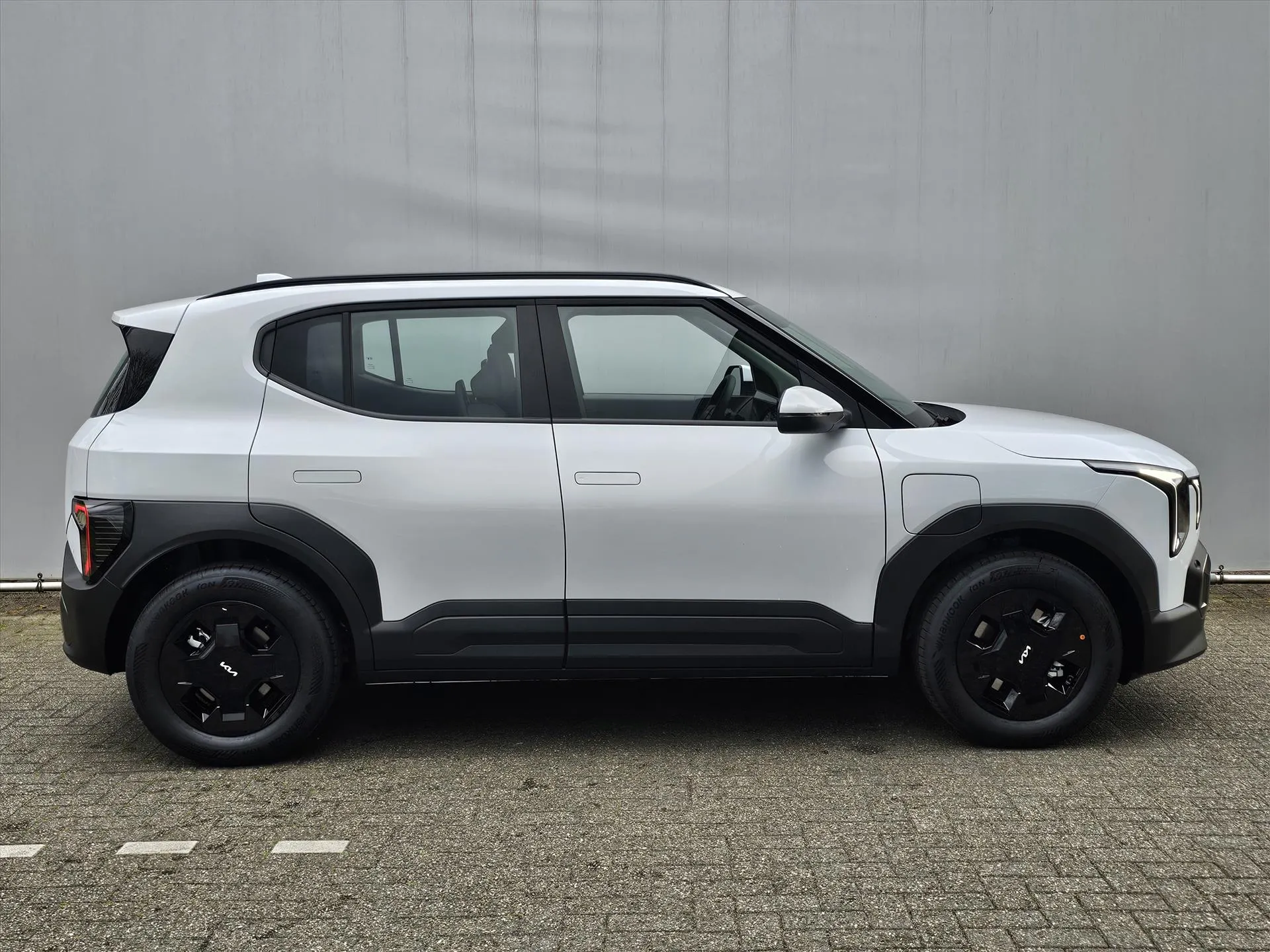 Kia EV2 met kenteken 76060 – detailfoto