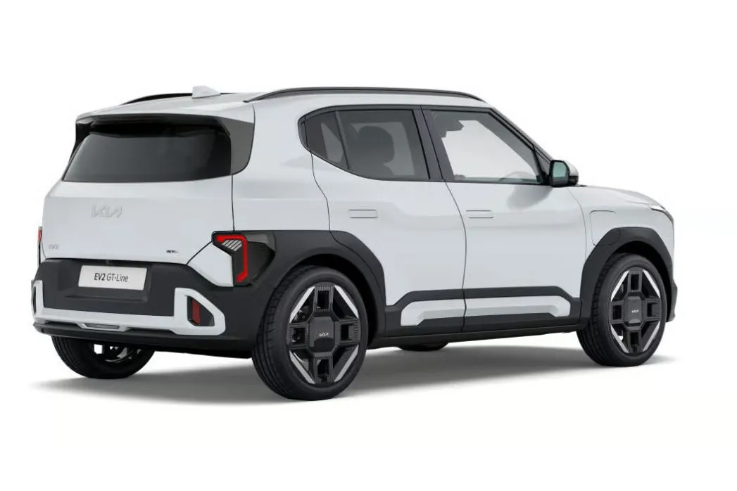Kia EV2 met kenteken 76068 – achteraanzicht