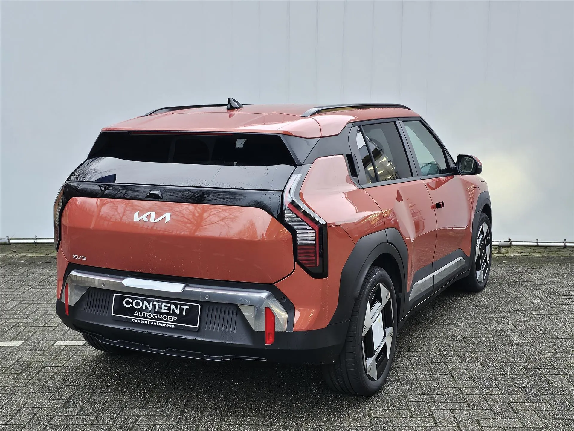 Kia EV3 met kenteken 64259 – detailfoto