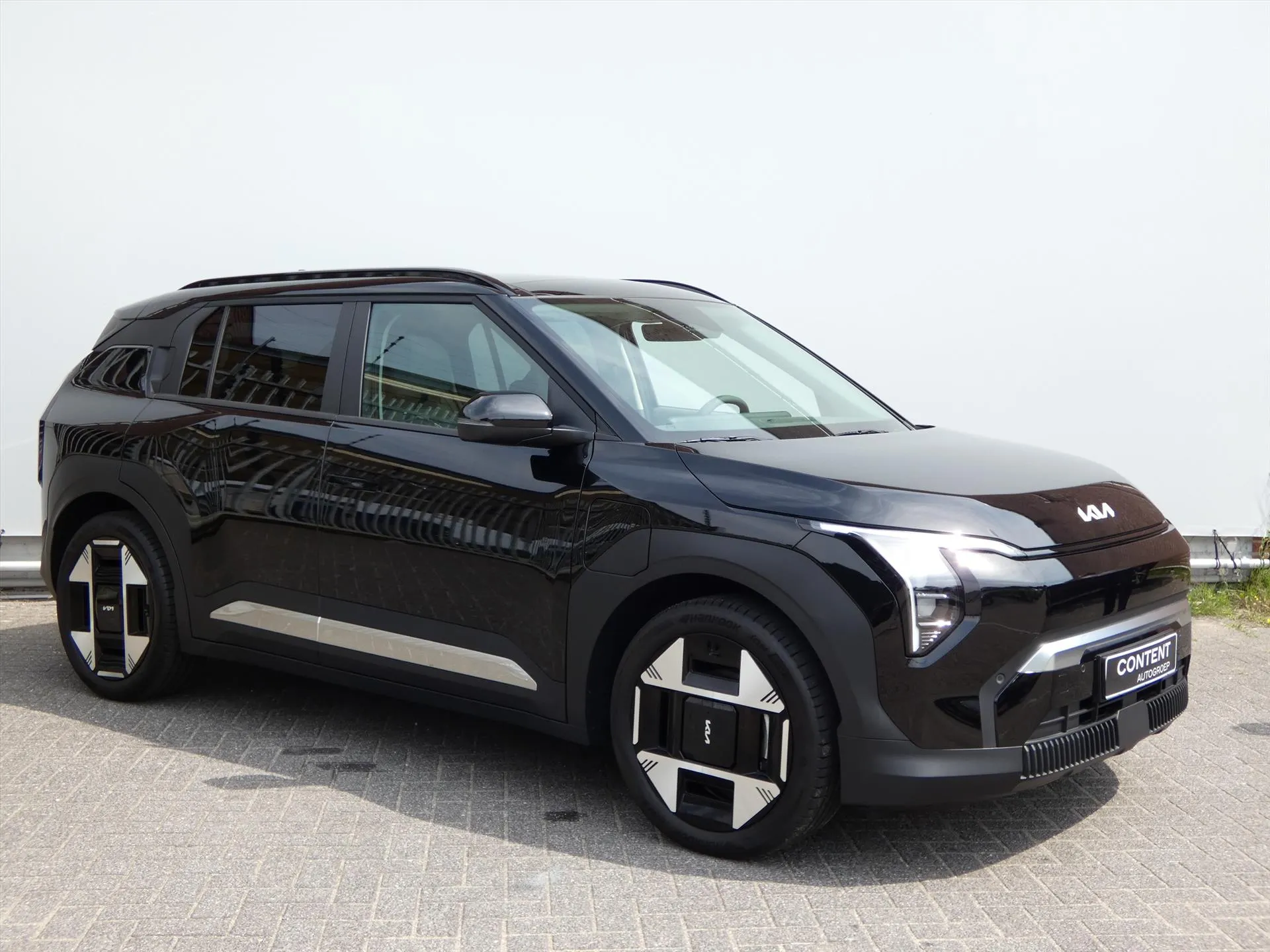 Kia EV3 met kenteken 74319 – interieur