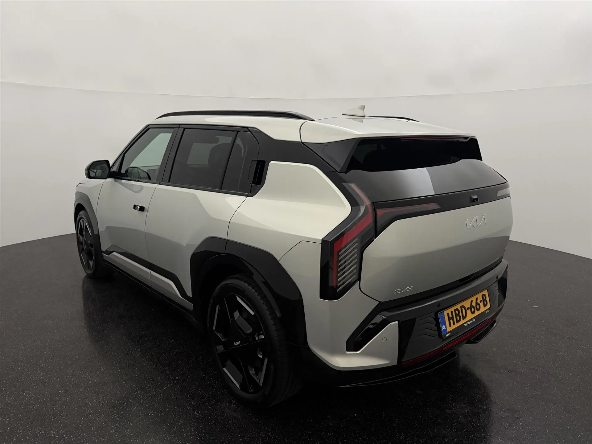 Kia EV3 met kenteken HBD-66-B – interieur