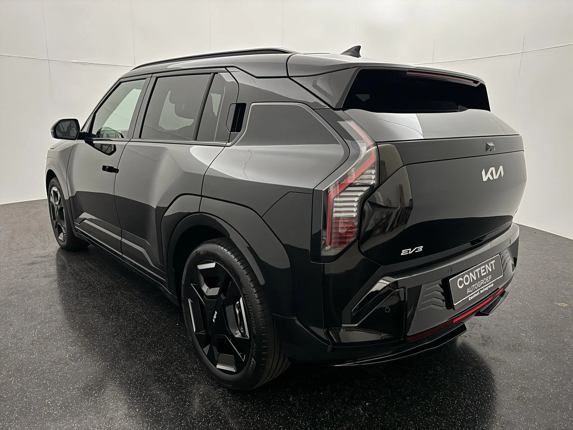 Kia EV3 met kenteken KGF-69-F – interieur