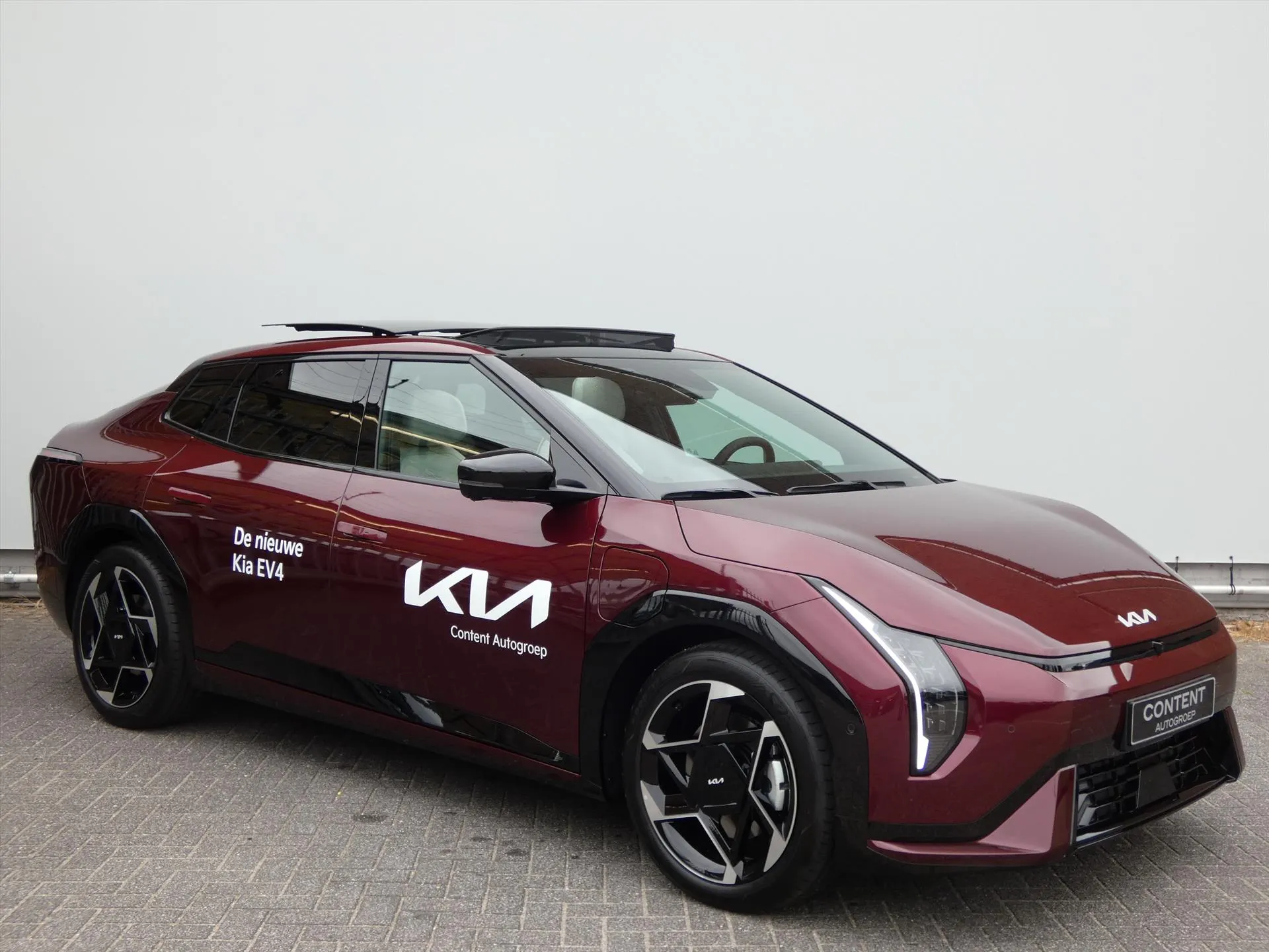 Kia EV4 met kenteken 71874 – interieur