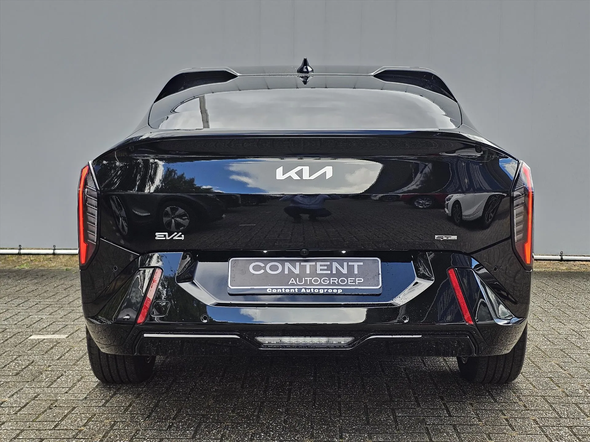 Kia EV4 met kenteken 71882 – dashboard