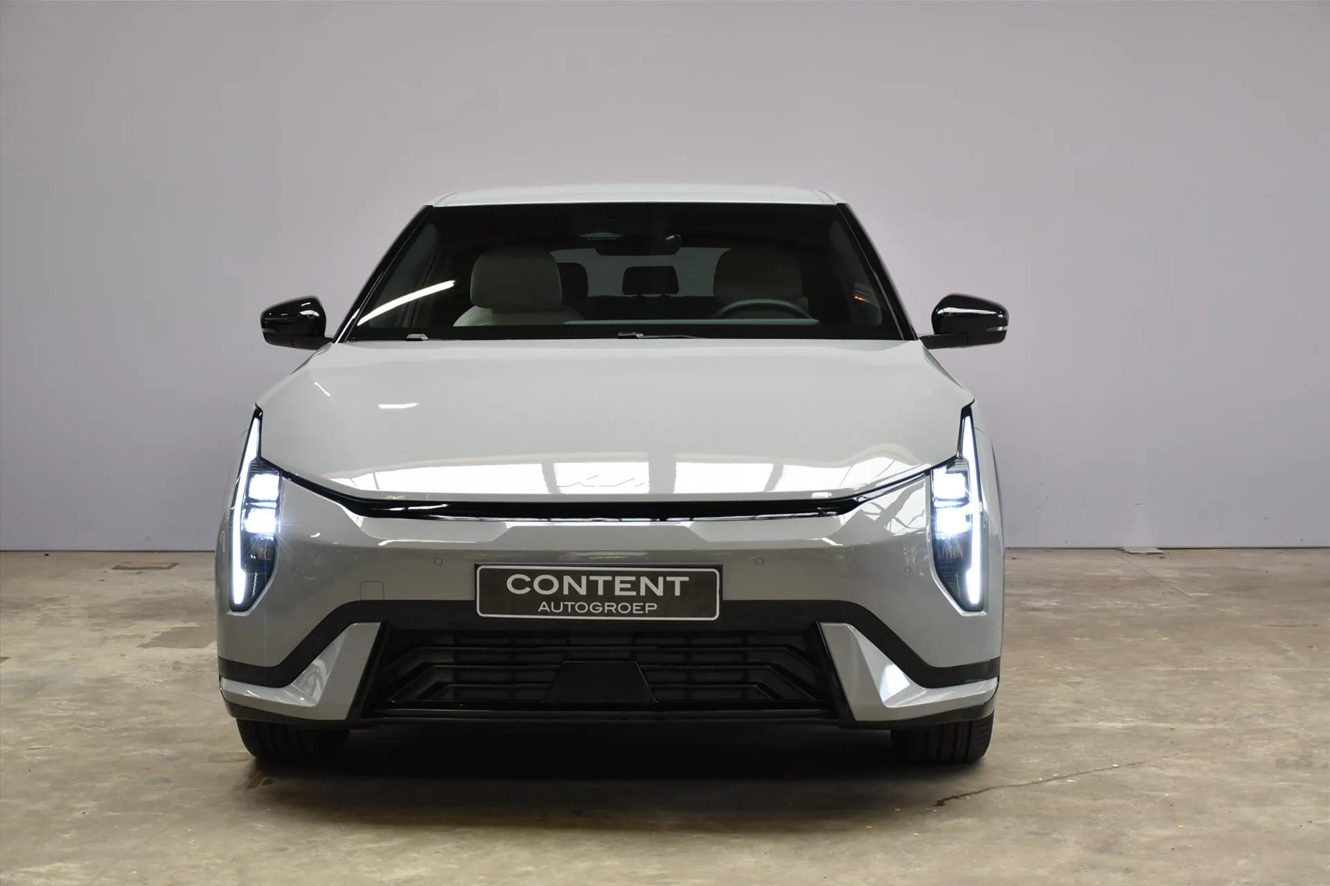 Kia EV4 met kenteken 72873 – interieur