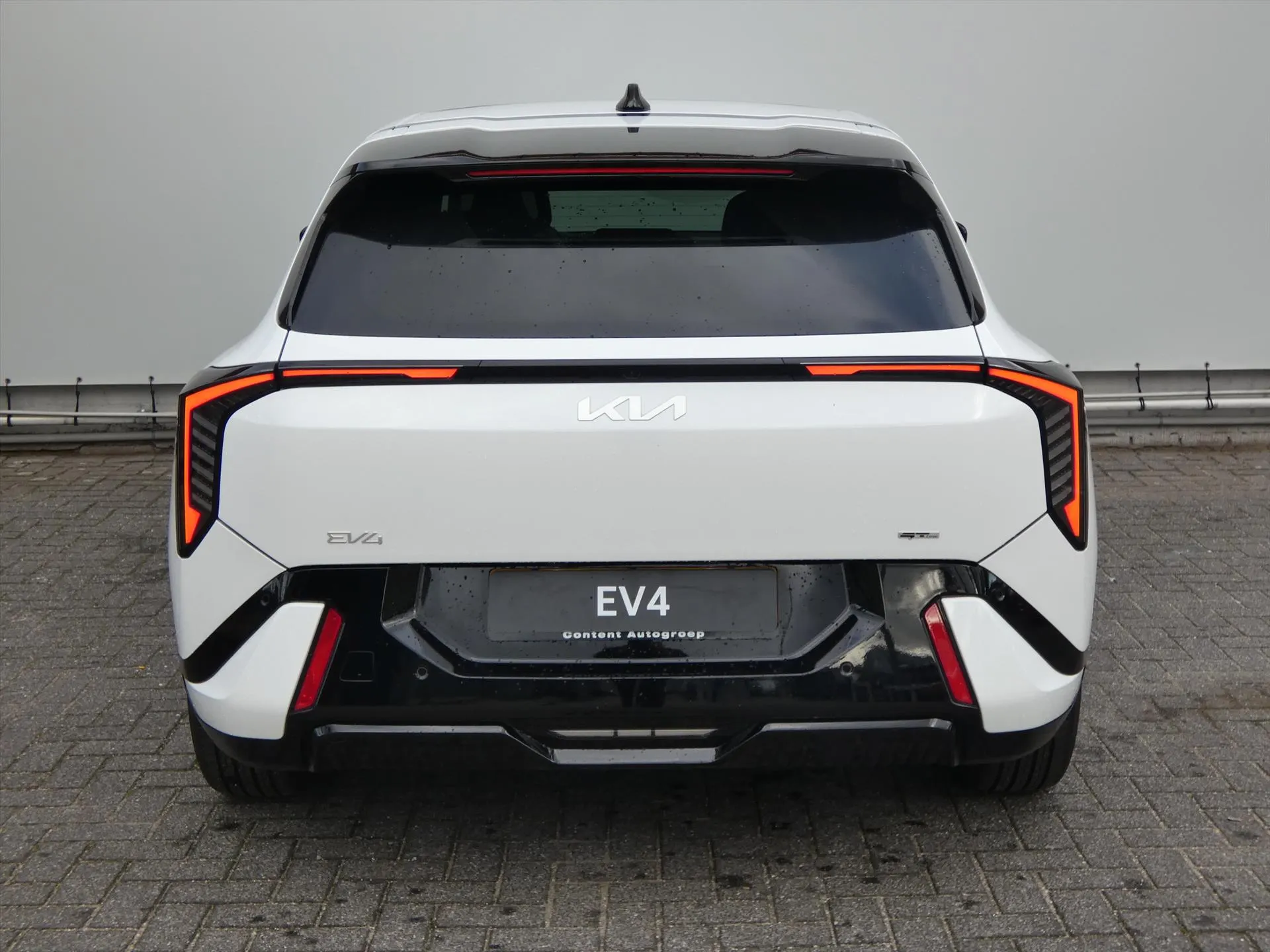 Kia EV4 met kenteken 73061 – detailfoto