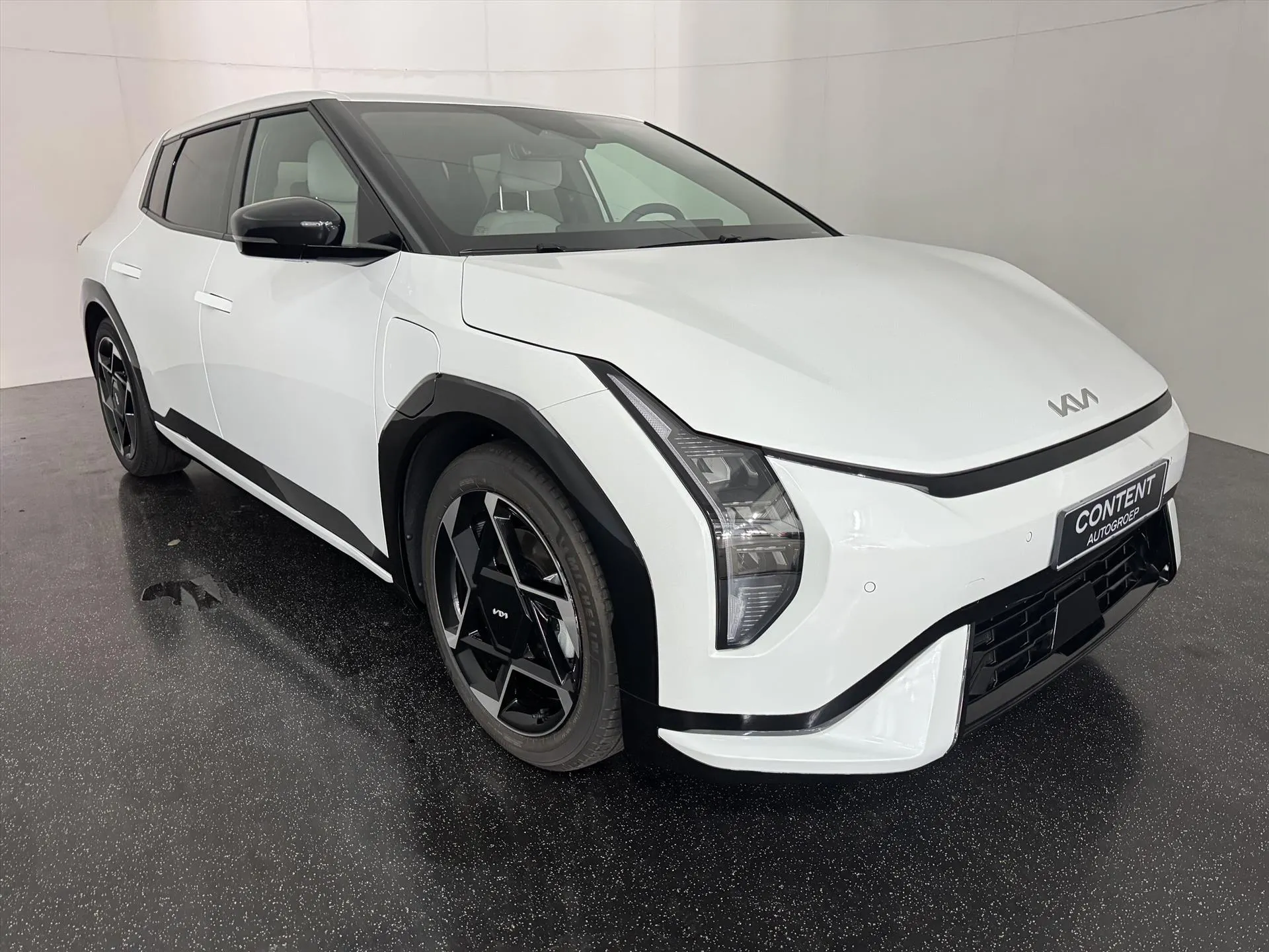 Kia EV4 met kenteken KJZ-58-L – interieur