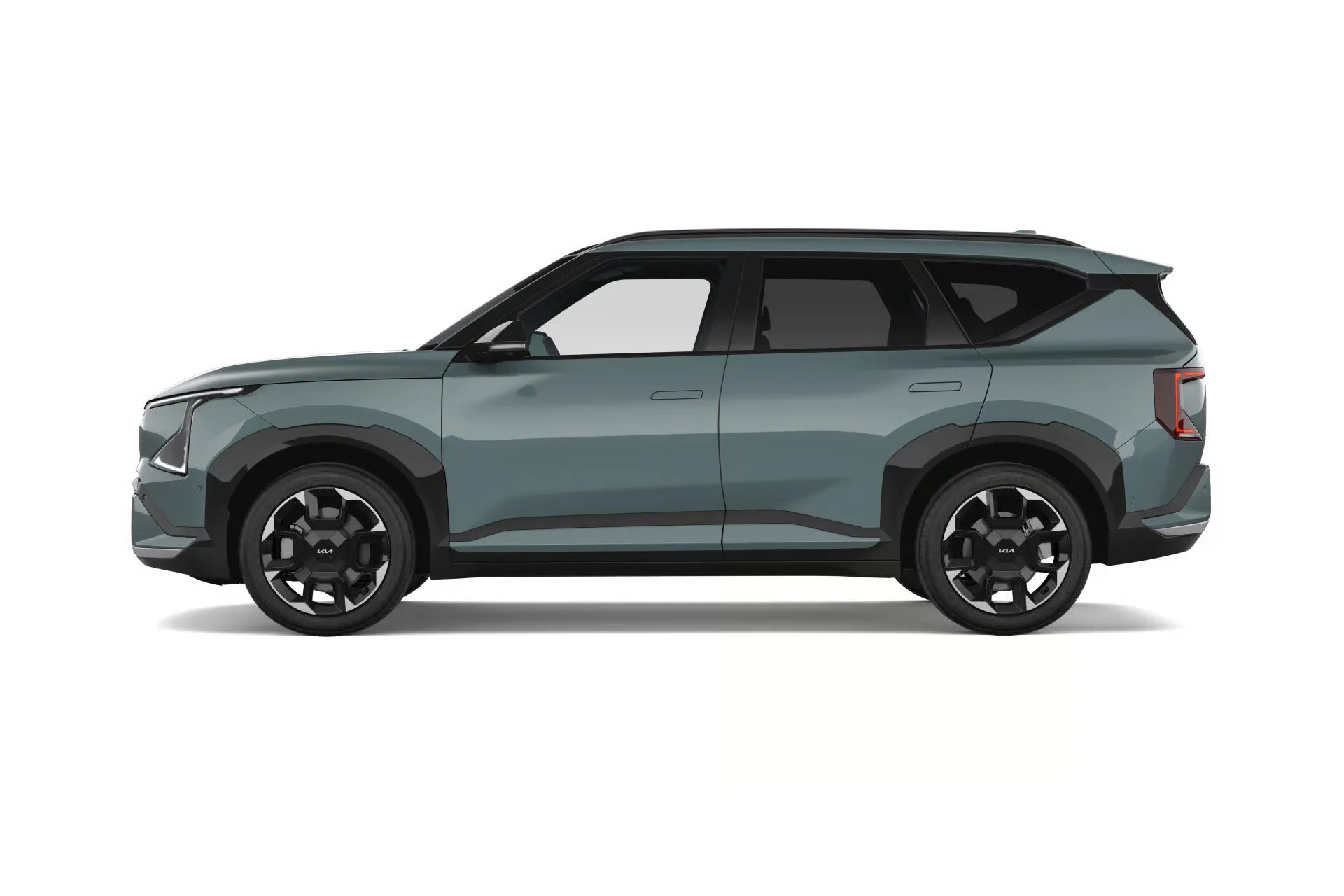 Kia EV5 met kenteken 72153 – achteraanzicht