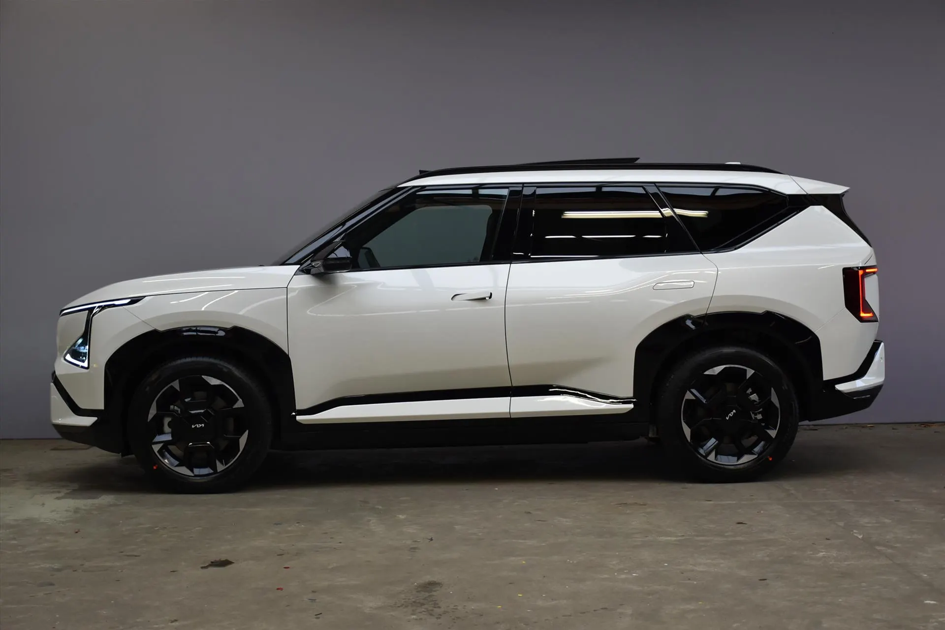 Kia EV5 met kenteken 72194 – interieur