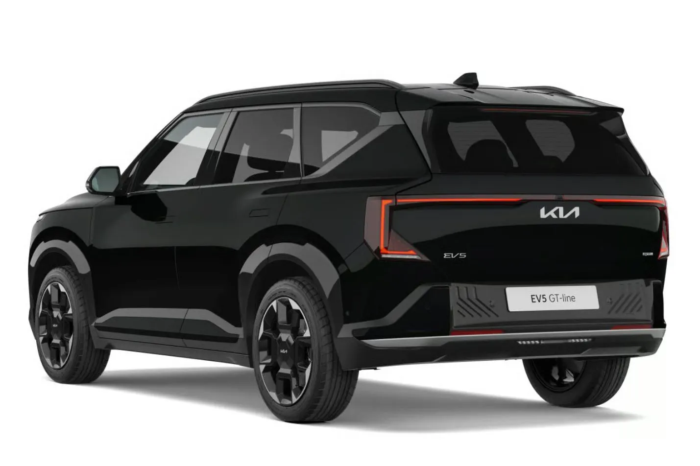 Kia EV5 met kenteken 72207 – achteraanzicht