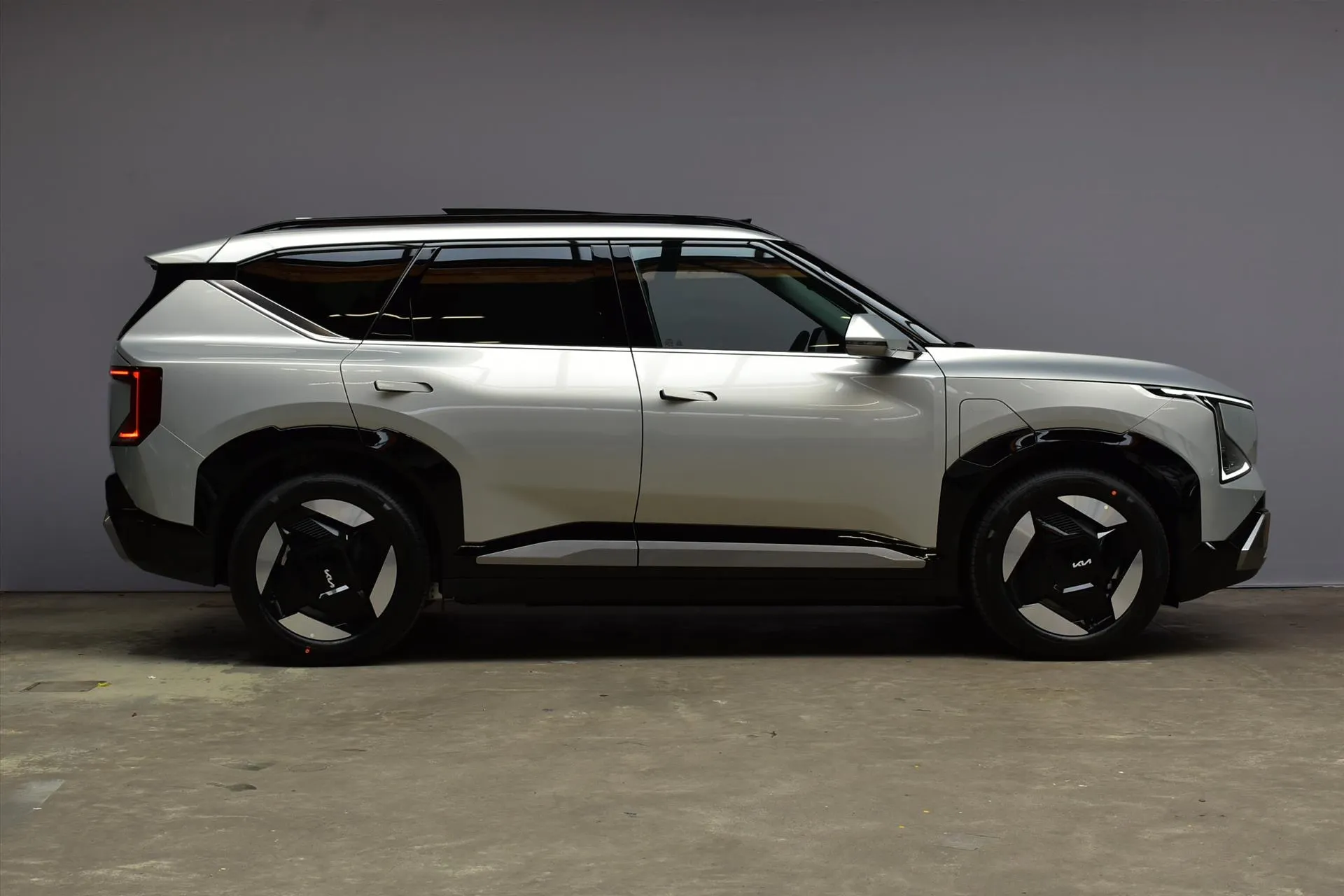 Kia EV5 met kenteken 72300 – detailfoto