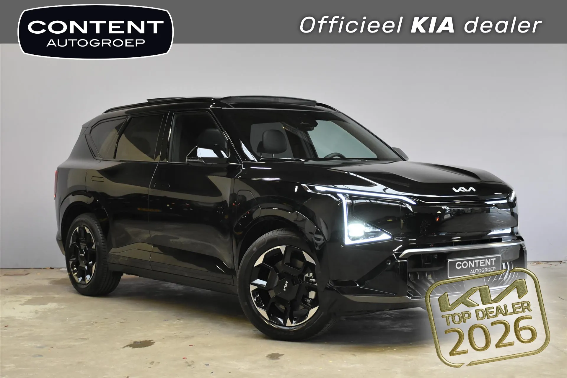 Kia EV5 met kenteken 72310 – achteraanzicht