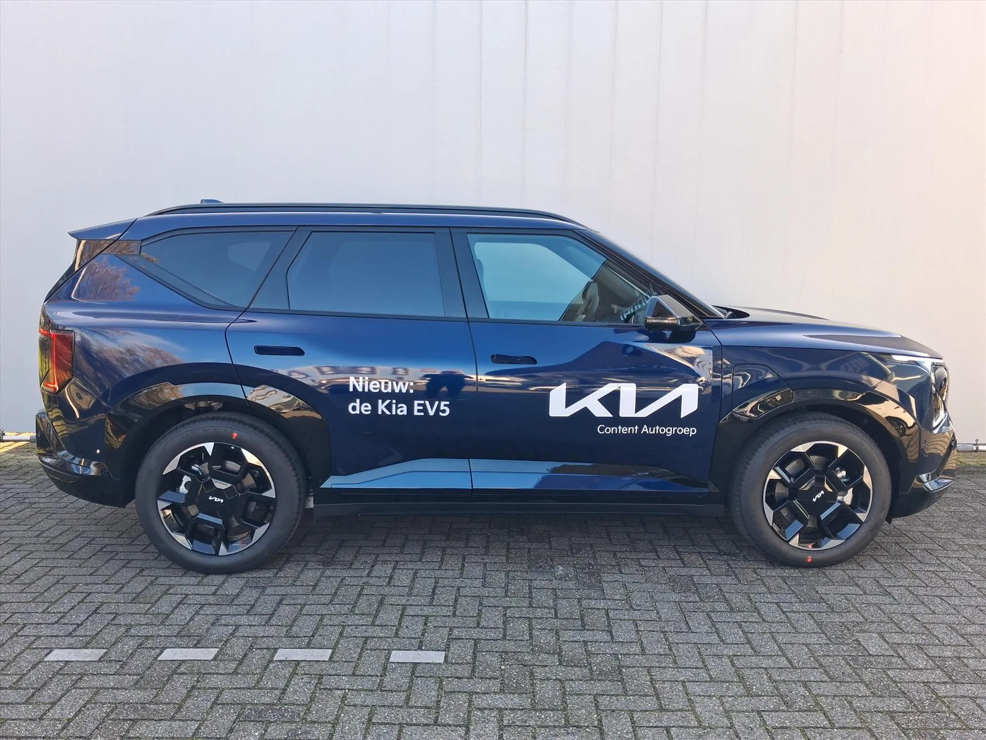 Kia EV5 met kenteken 73526 – dashboard