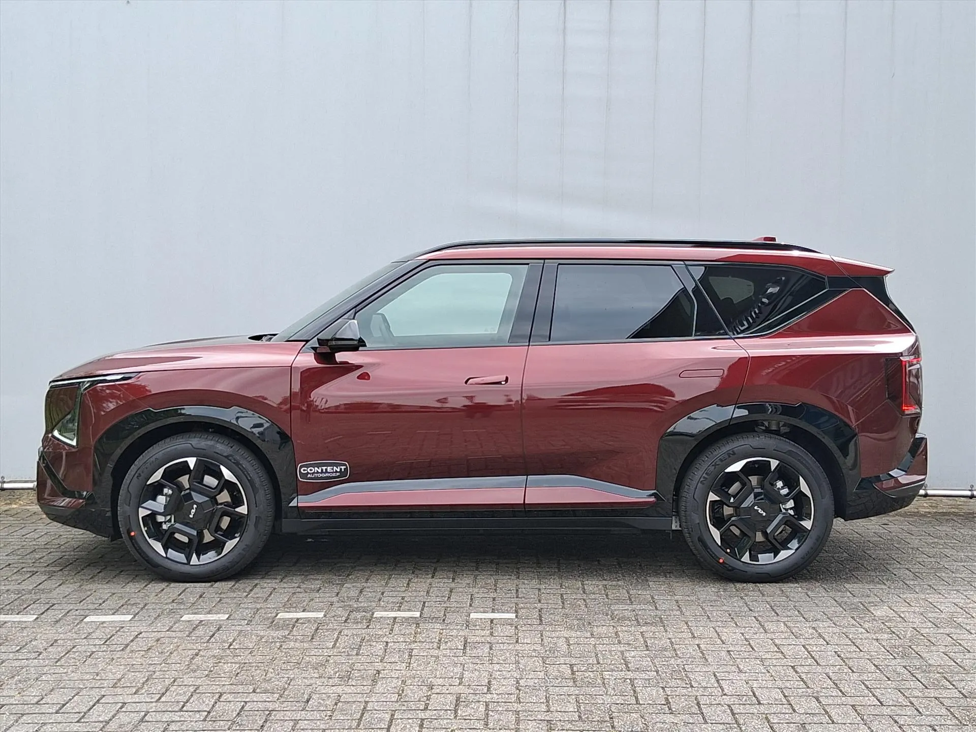 Kia EV5 met kenteken KFZ-17-B – achteraanzicht
