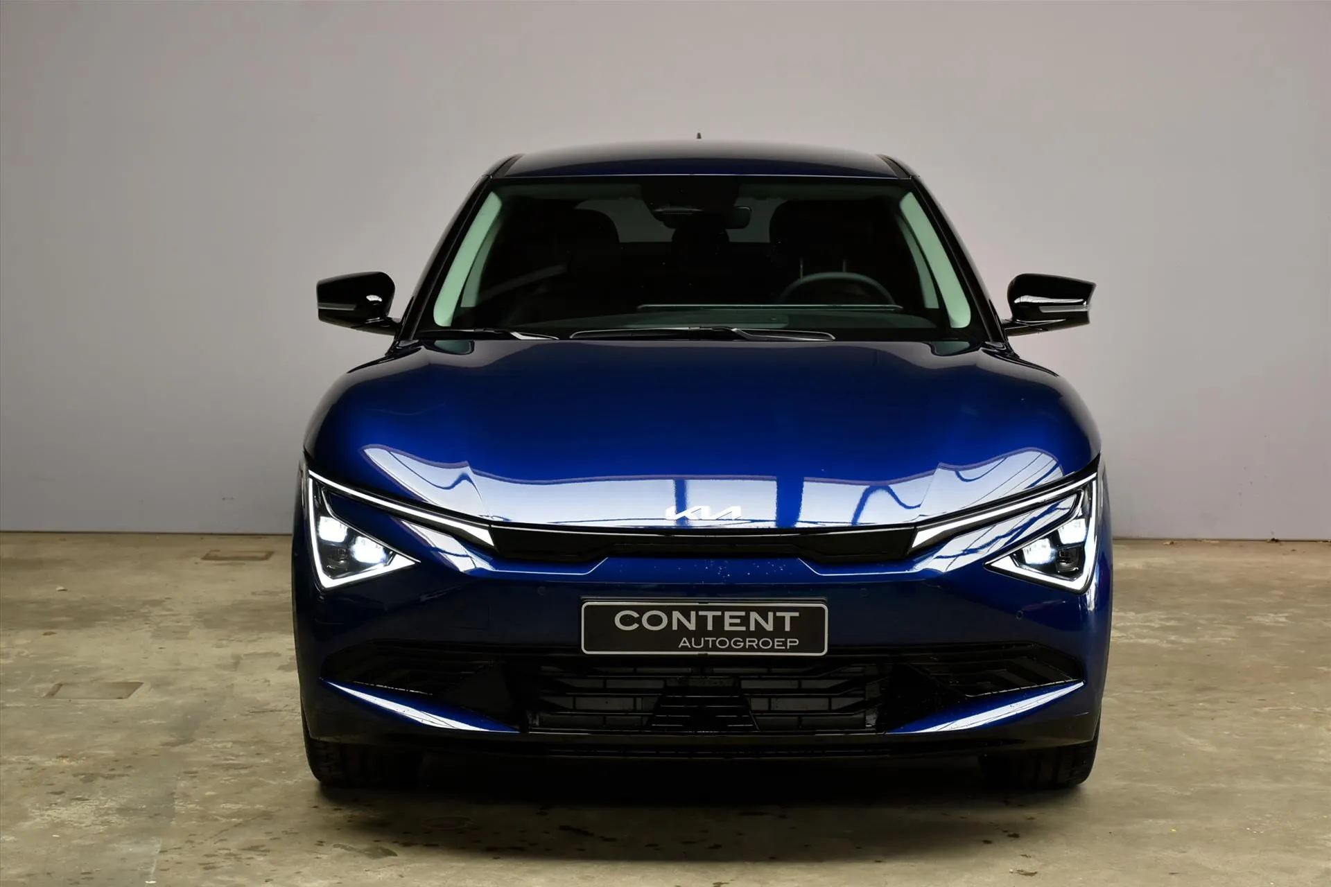 Kia EV6 met kenteken 69393 – achteraanzicht