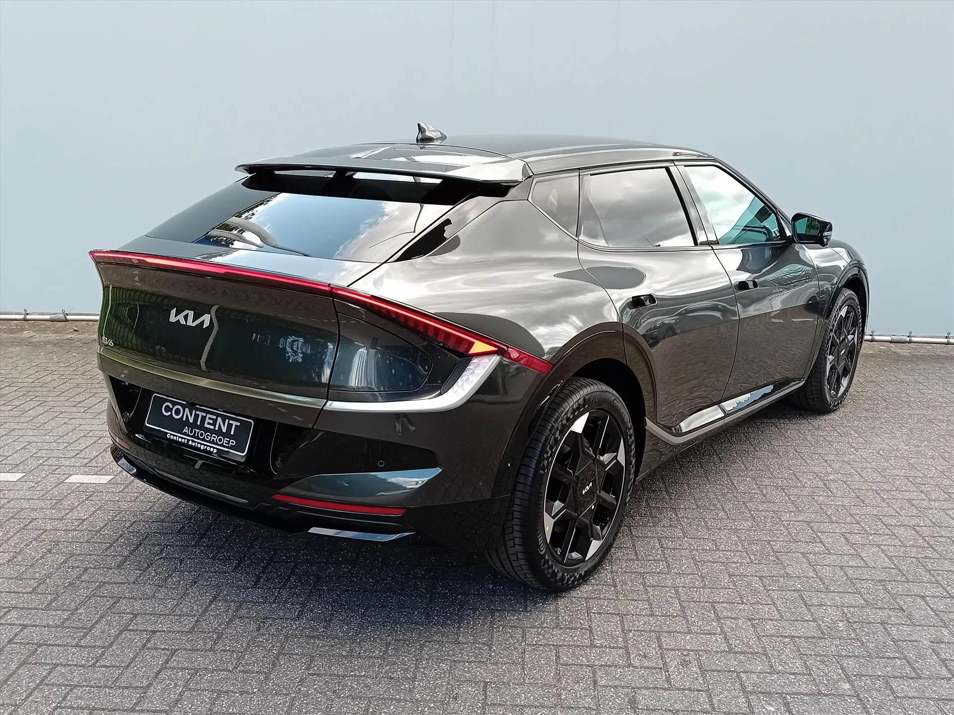 Kia EV6 met kenteken 70041 – dashboard