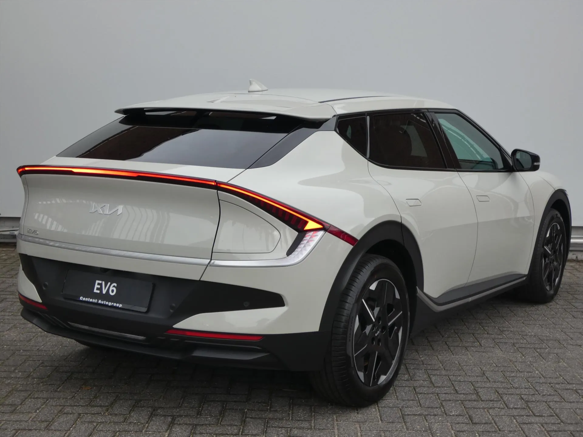 Kia EV6 met kenteken 73440 – detailfoto