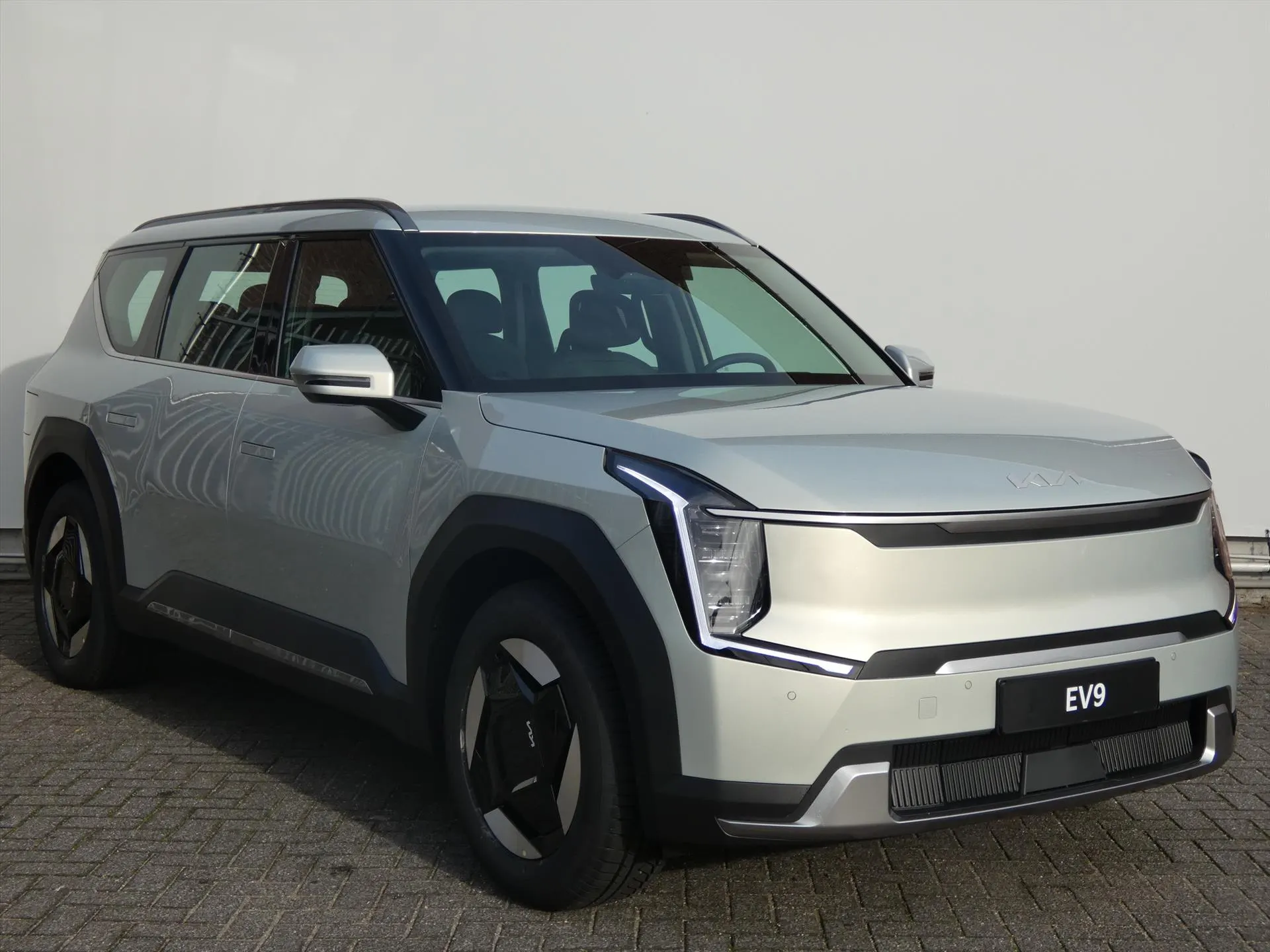 Kia EV9 met kenteken 73091 – interieur