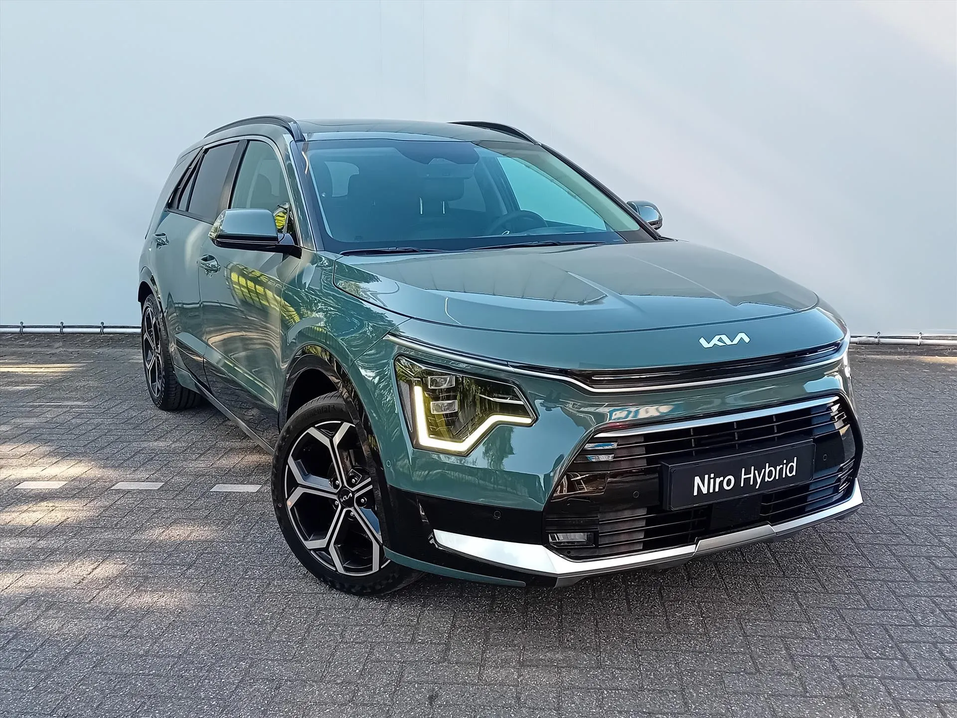 Kia Niro met kenteken 69591 – interieur