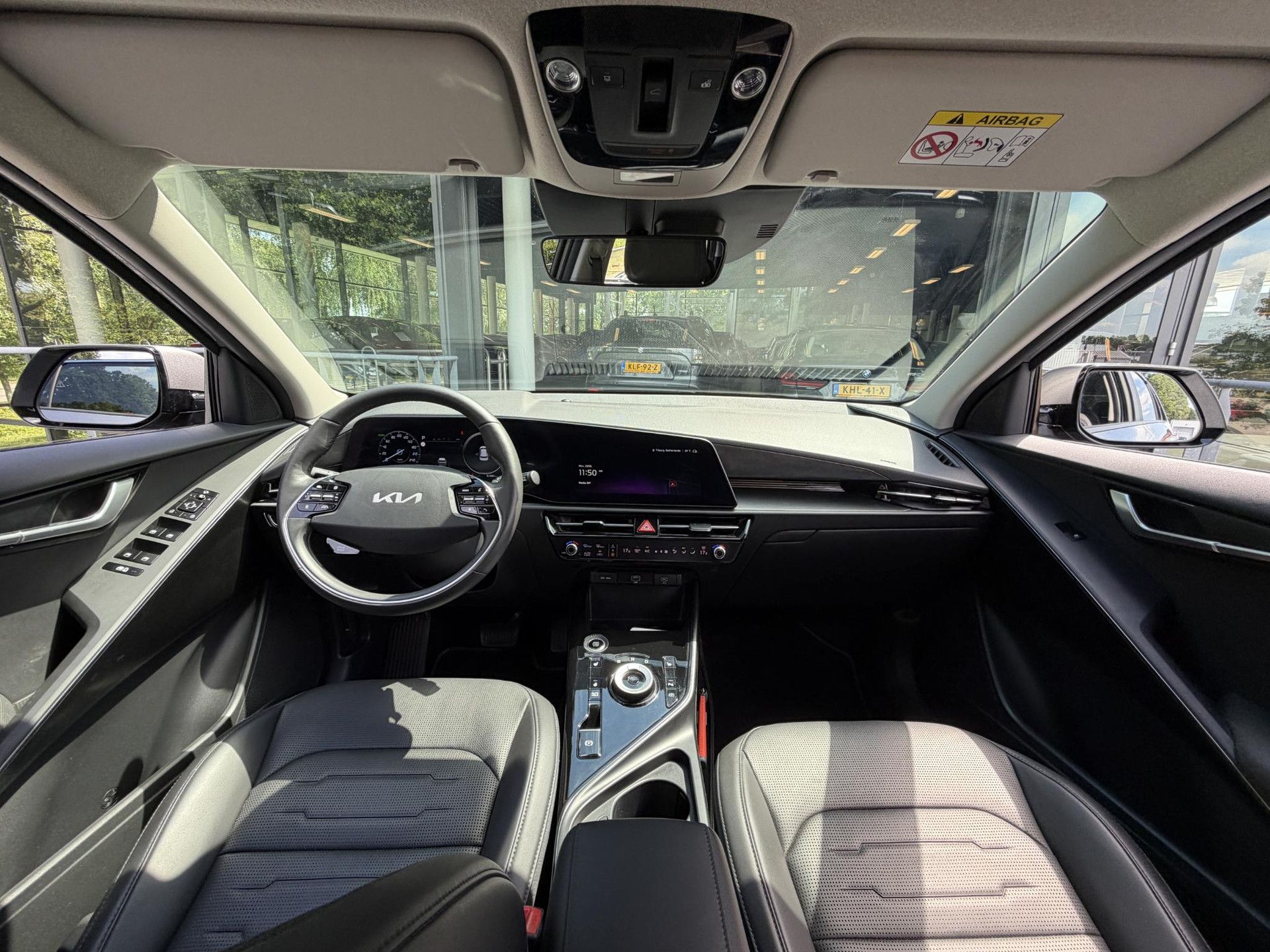 Kia Niro met kenteken GPK-10-K – interieur