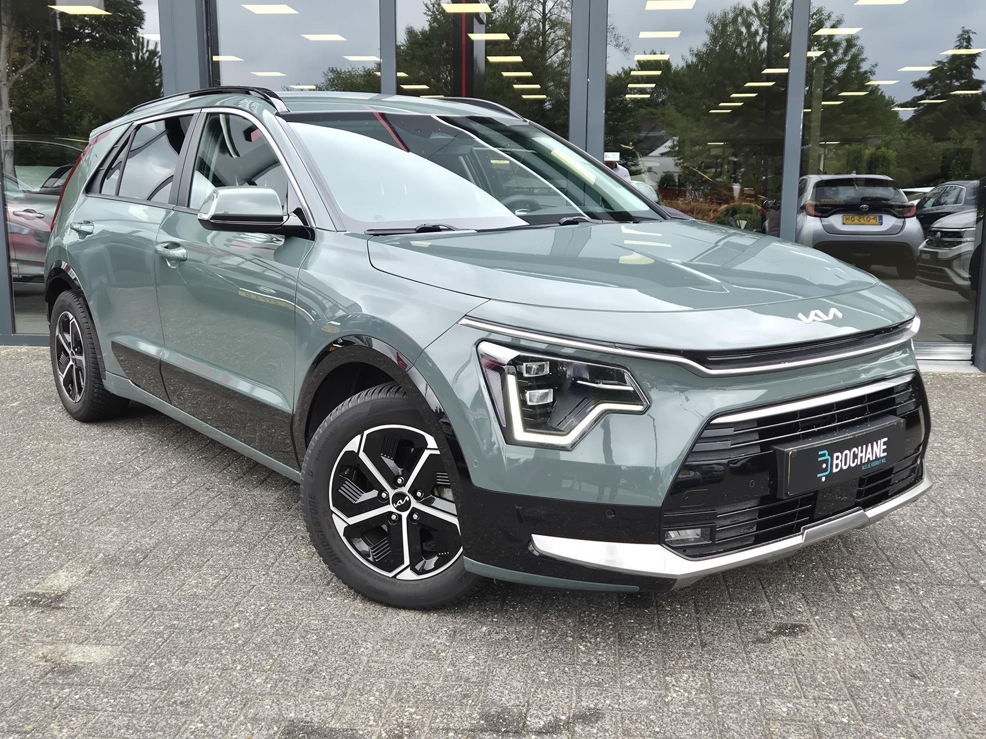 Kia Niro met kenteken X-757-XL – detailfoto