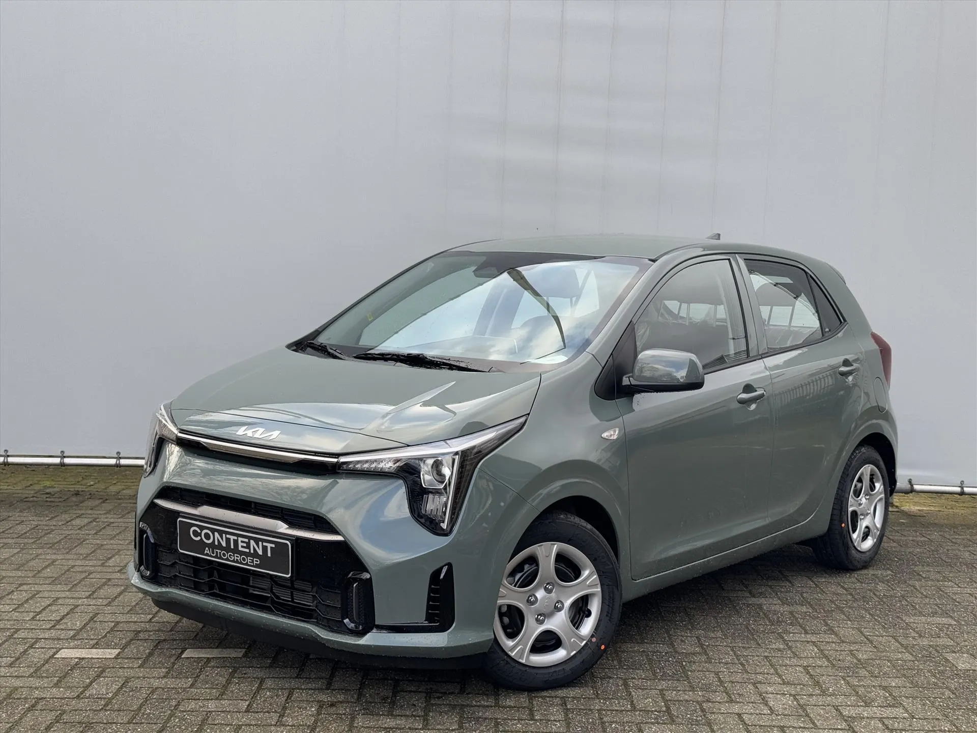 Kia Picanto met kenteken 60456 – vooraanzicht