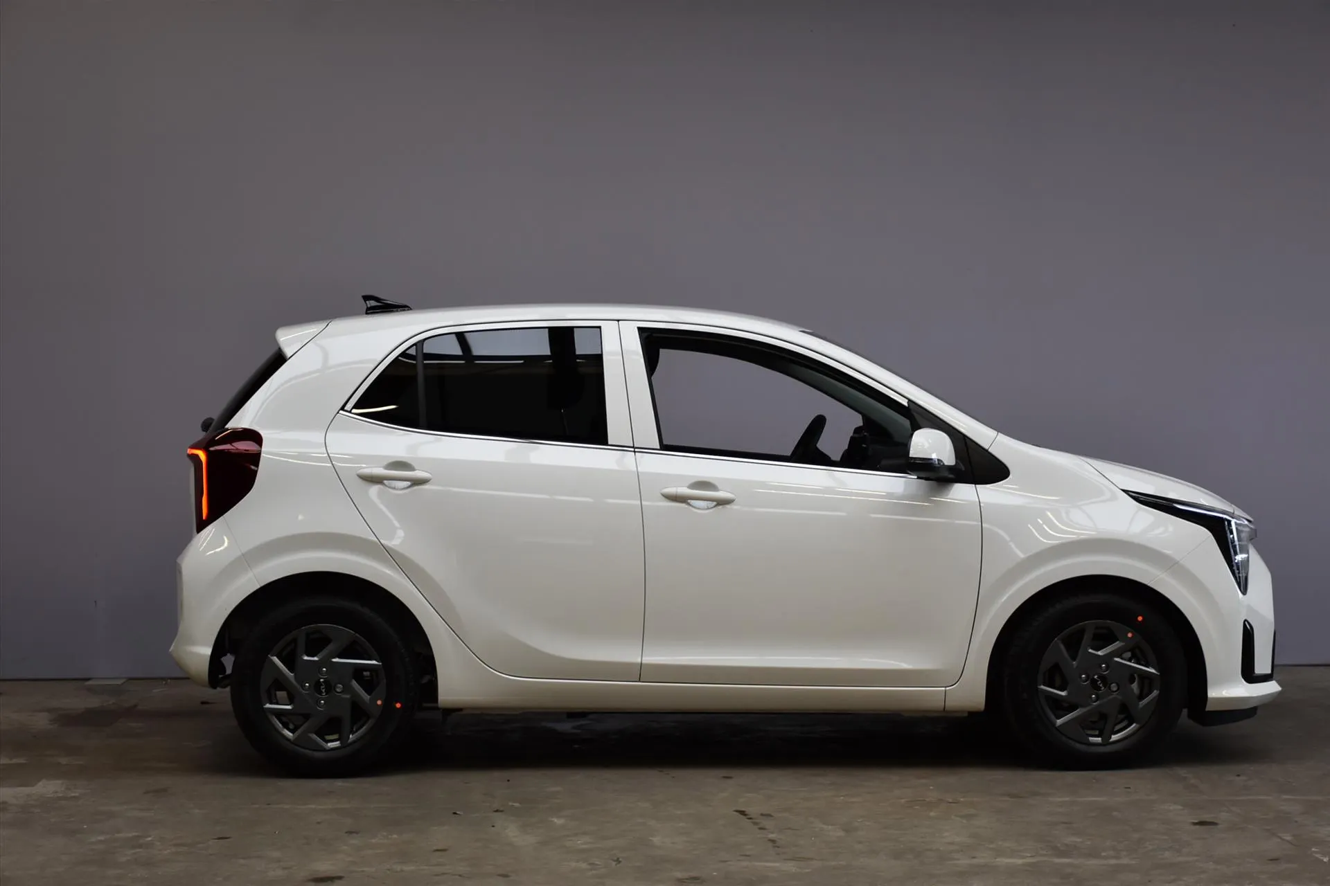 Kia Picanto met kenteken 61264 – detailfoto