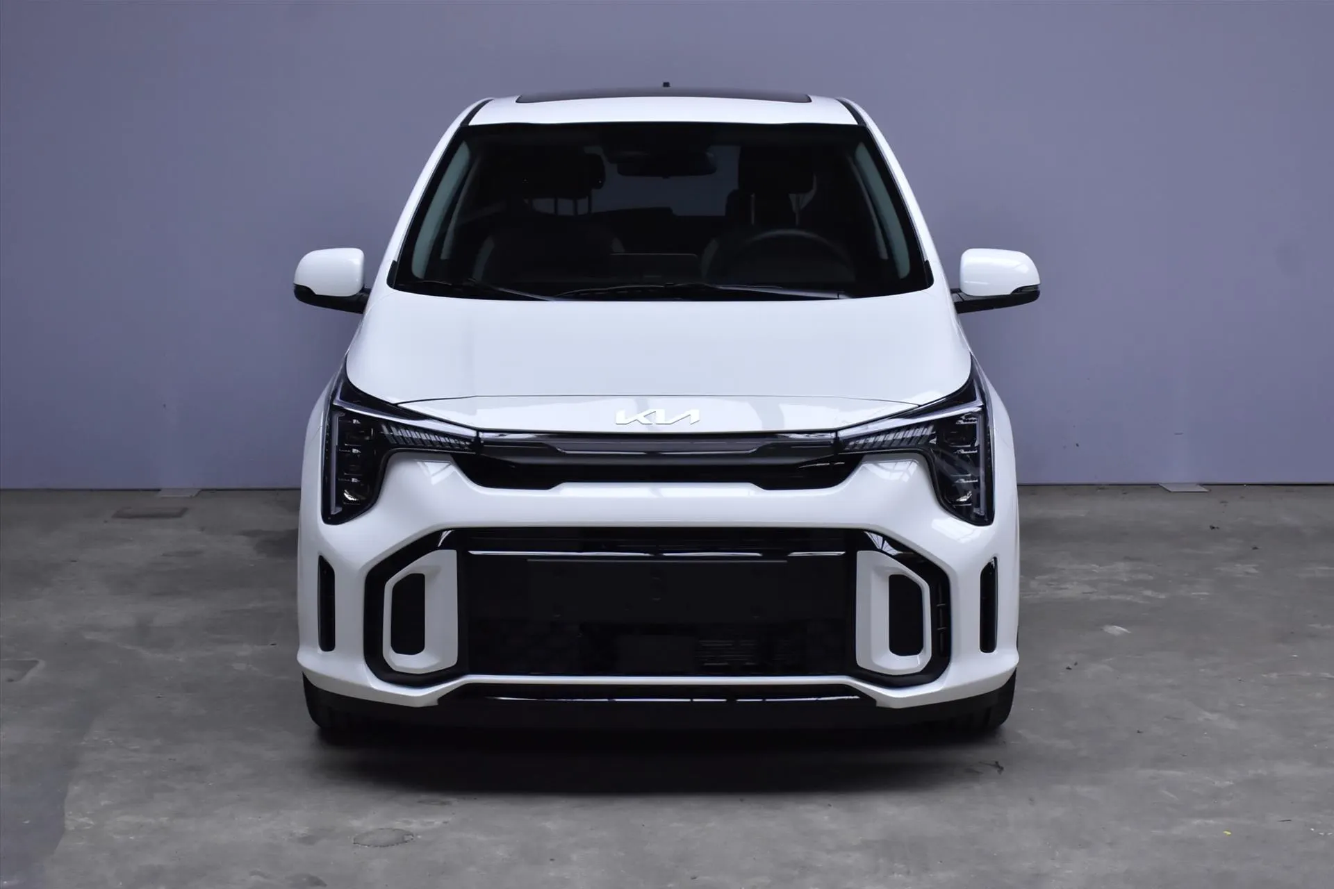 Kia Picanto met kenteken 63725 – achteraanzicht