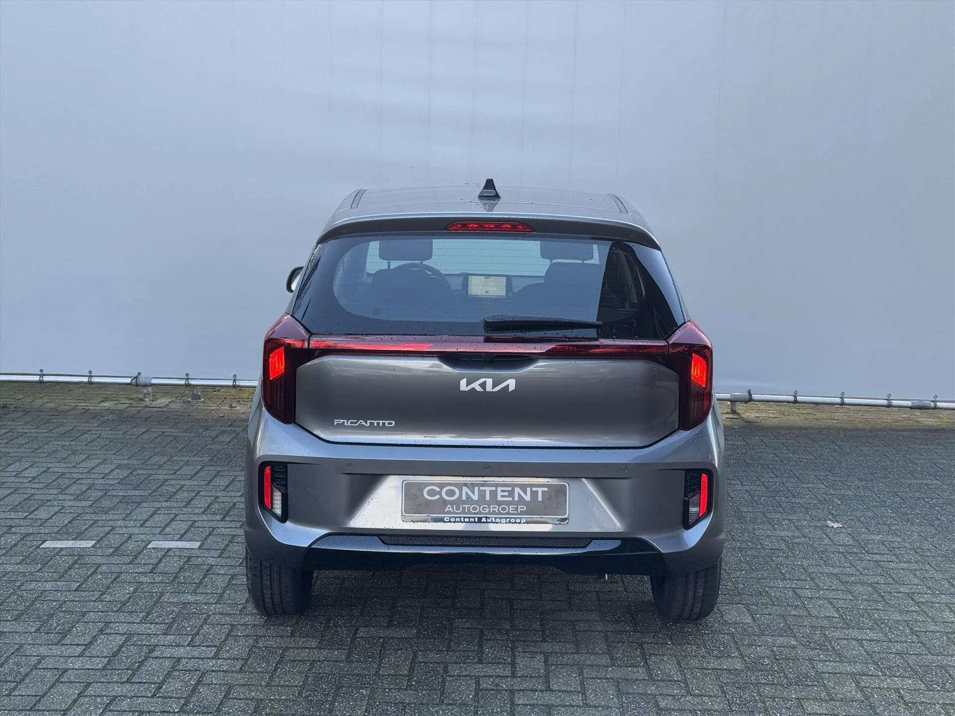 Kia Picanto met kenteken 66136 – dashboard