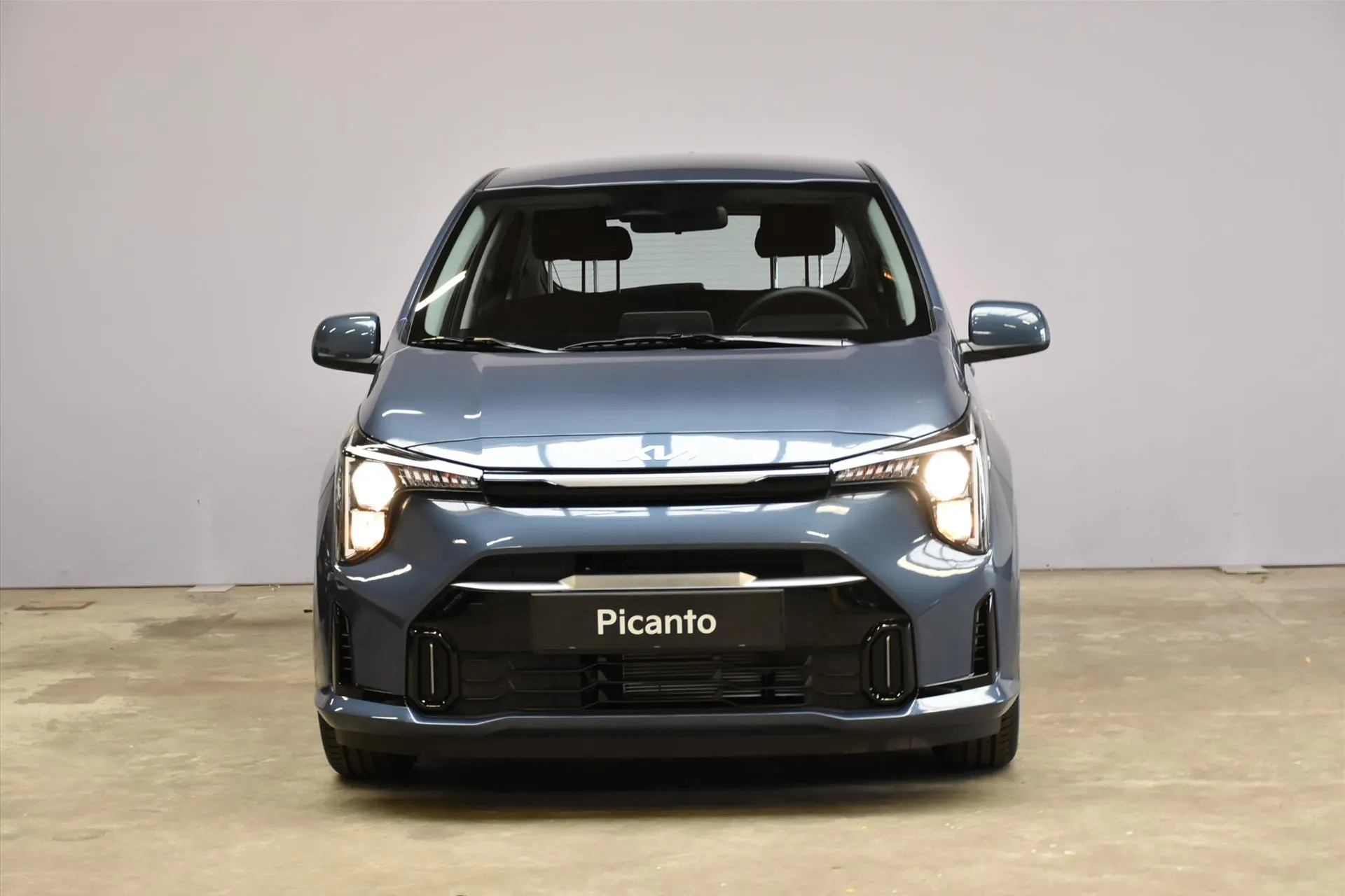 Kia Picanto met kenteken 72958 – interieur