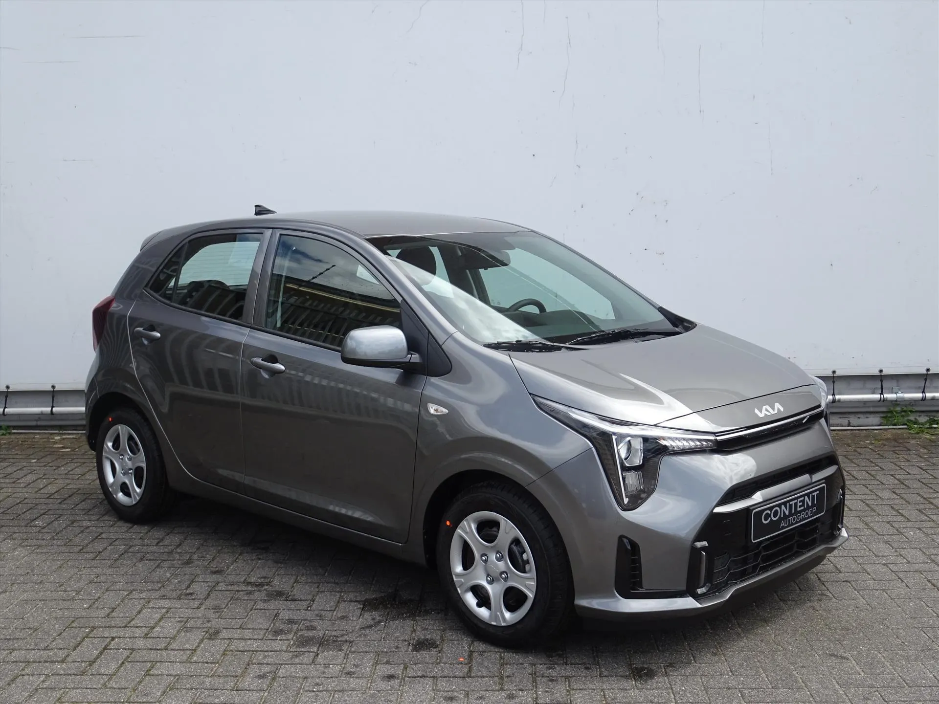 Kia Picanto met kenteken 73050 – interieur
