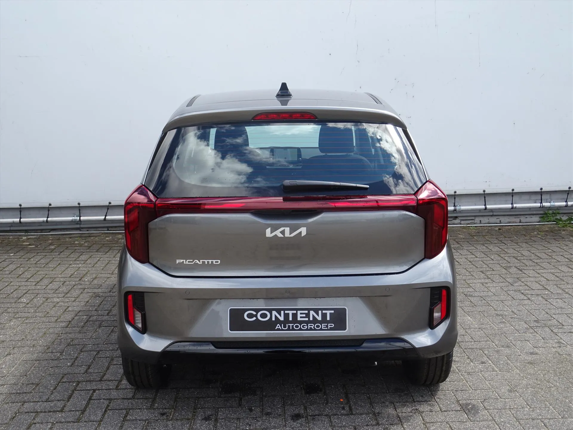Kia Picanto met kenteken 73050 – detailfoto