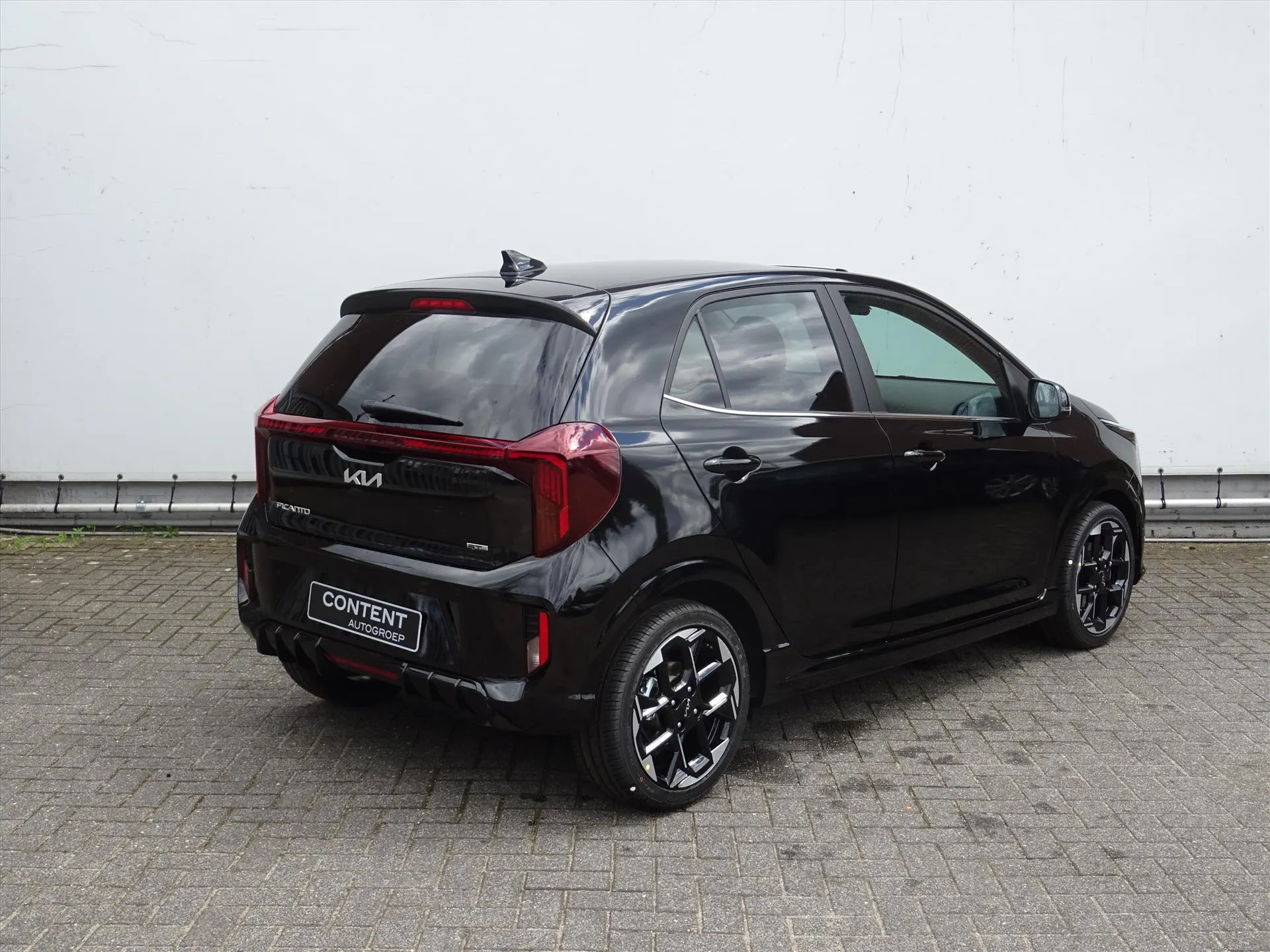 Kia Picanto met kenteken 73056 – detailfoto