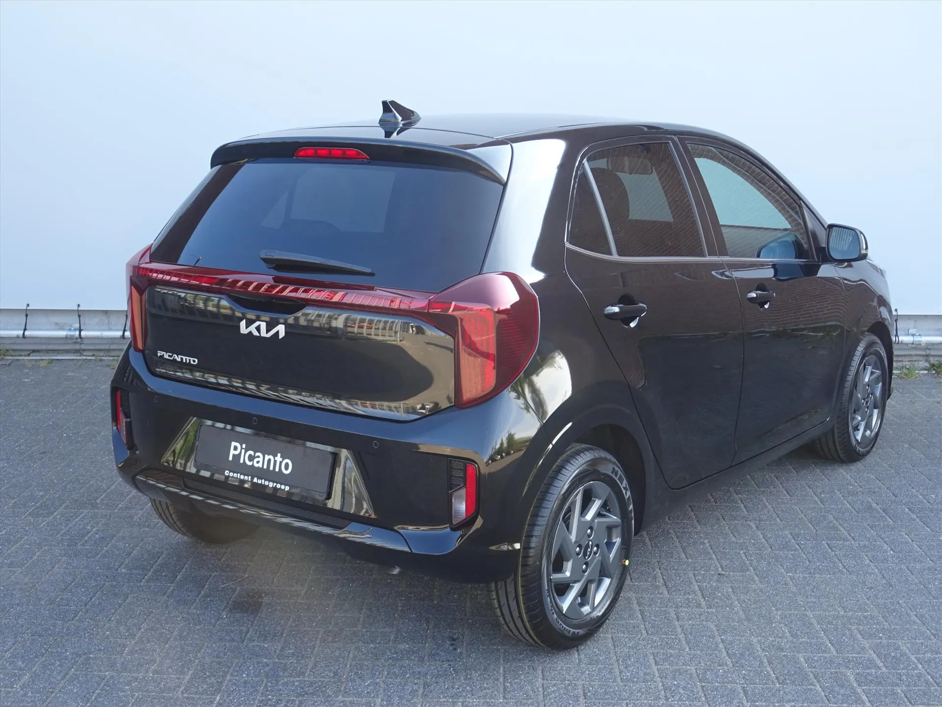 Kia Picanto met kenteken 74129 – detailfoto