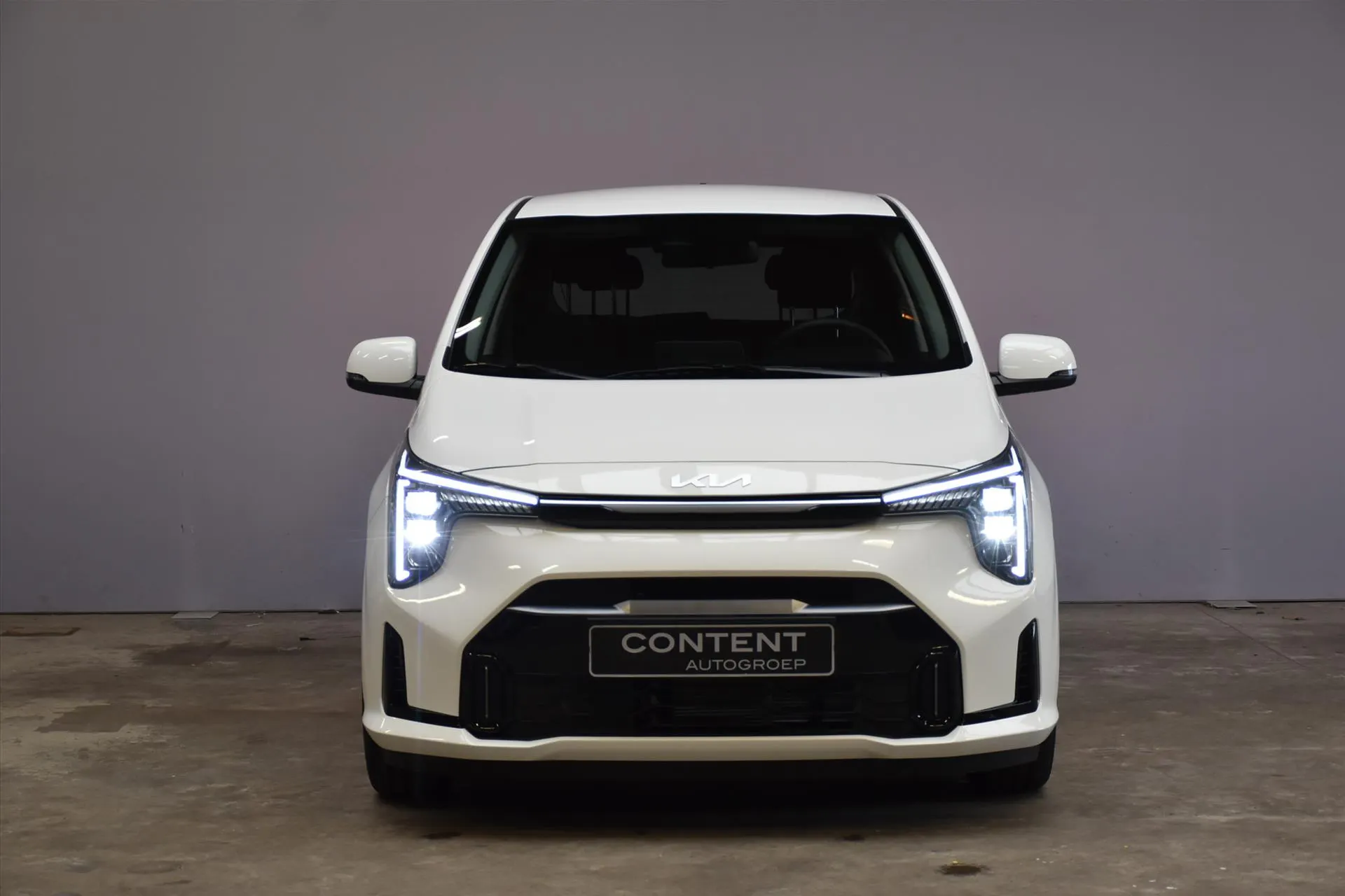 Kia Picanto met kenteken 74380 – interieur