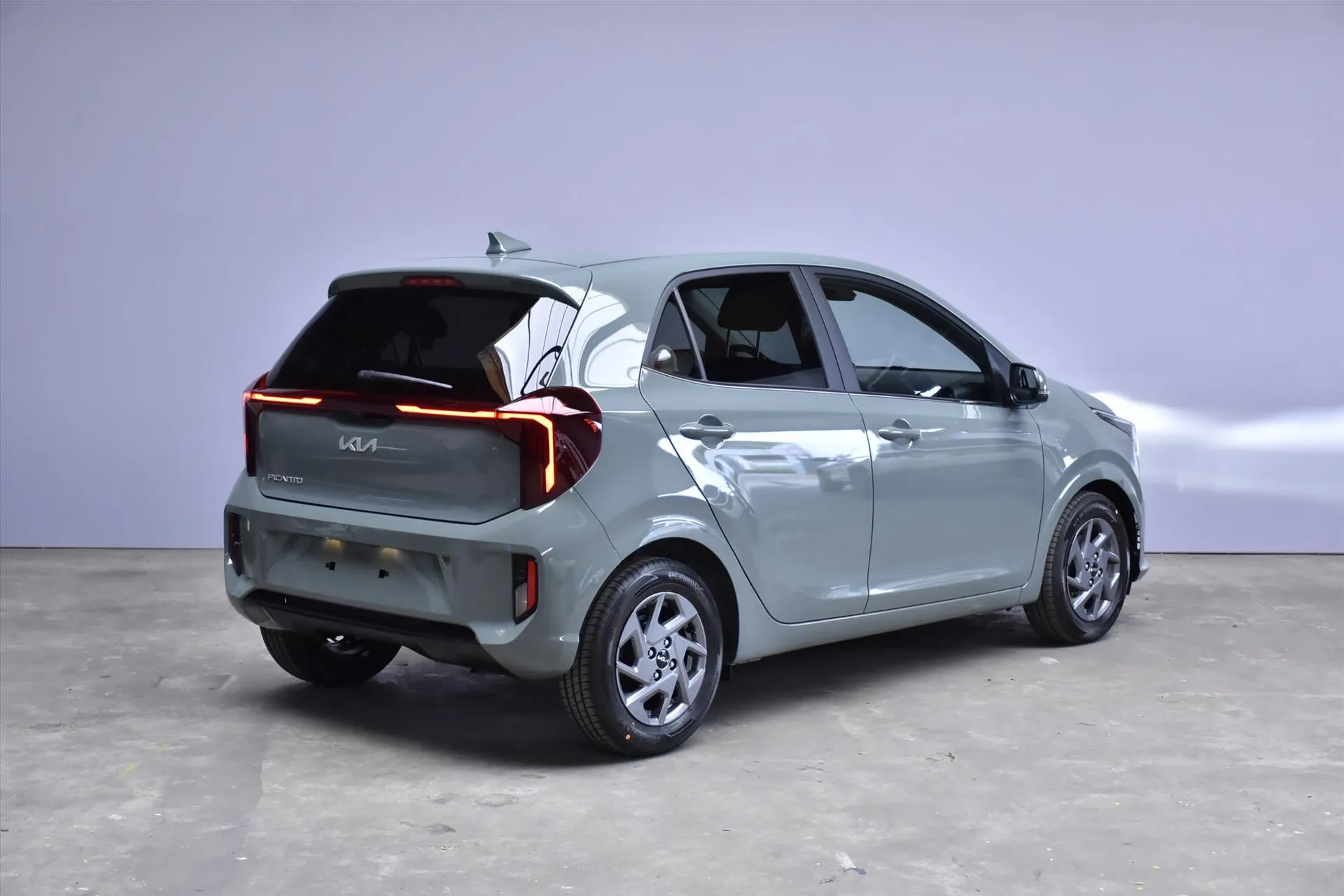 Kia Picanto met kenteken 74381 – detailfoto