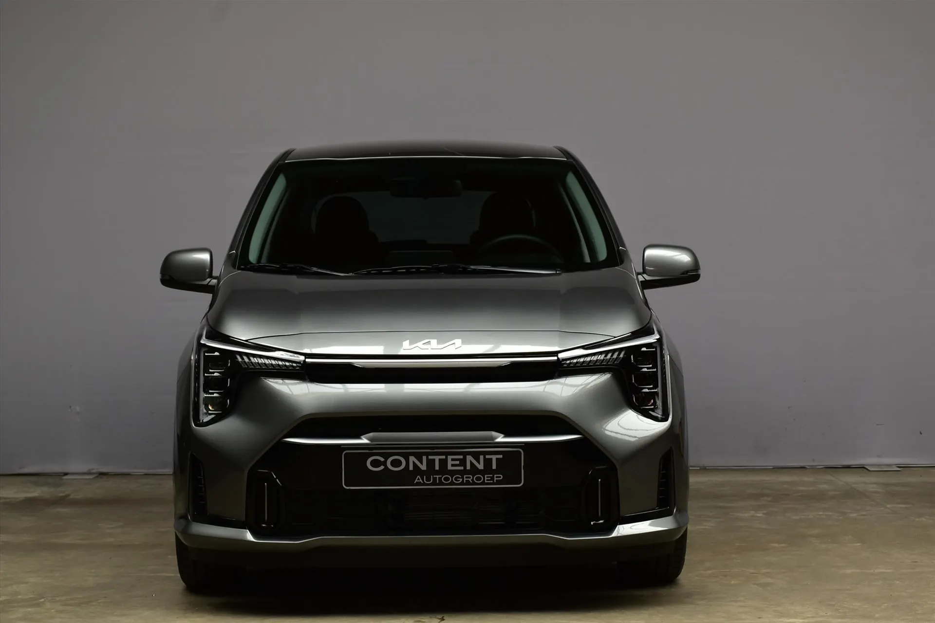 Kia Picanto met kenteken 76615 – interieur