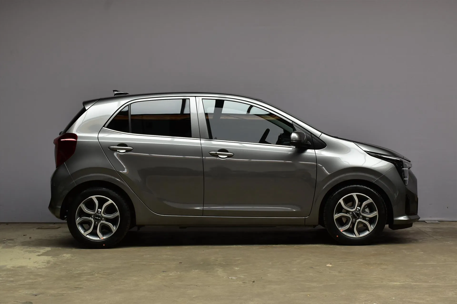 Kia Picanto met kenteken 76615 – detailfoto