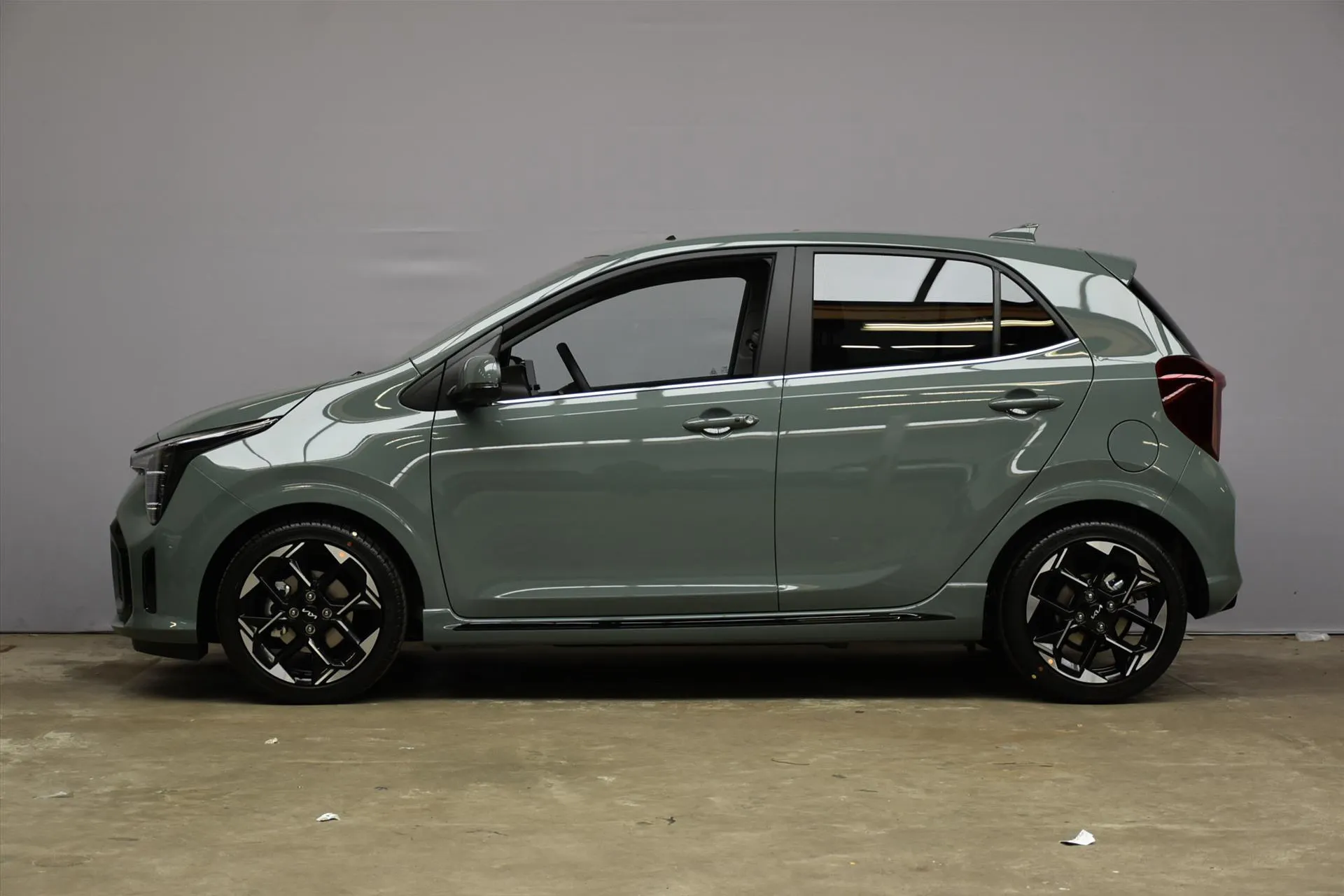 Kia Picanto met kenteken 76887 – achteraanzicht
