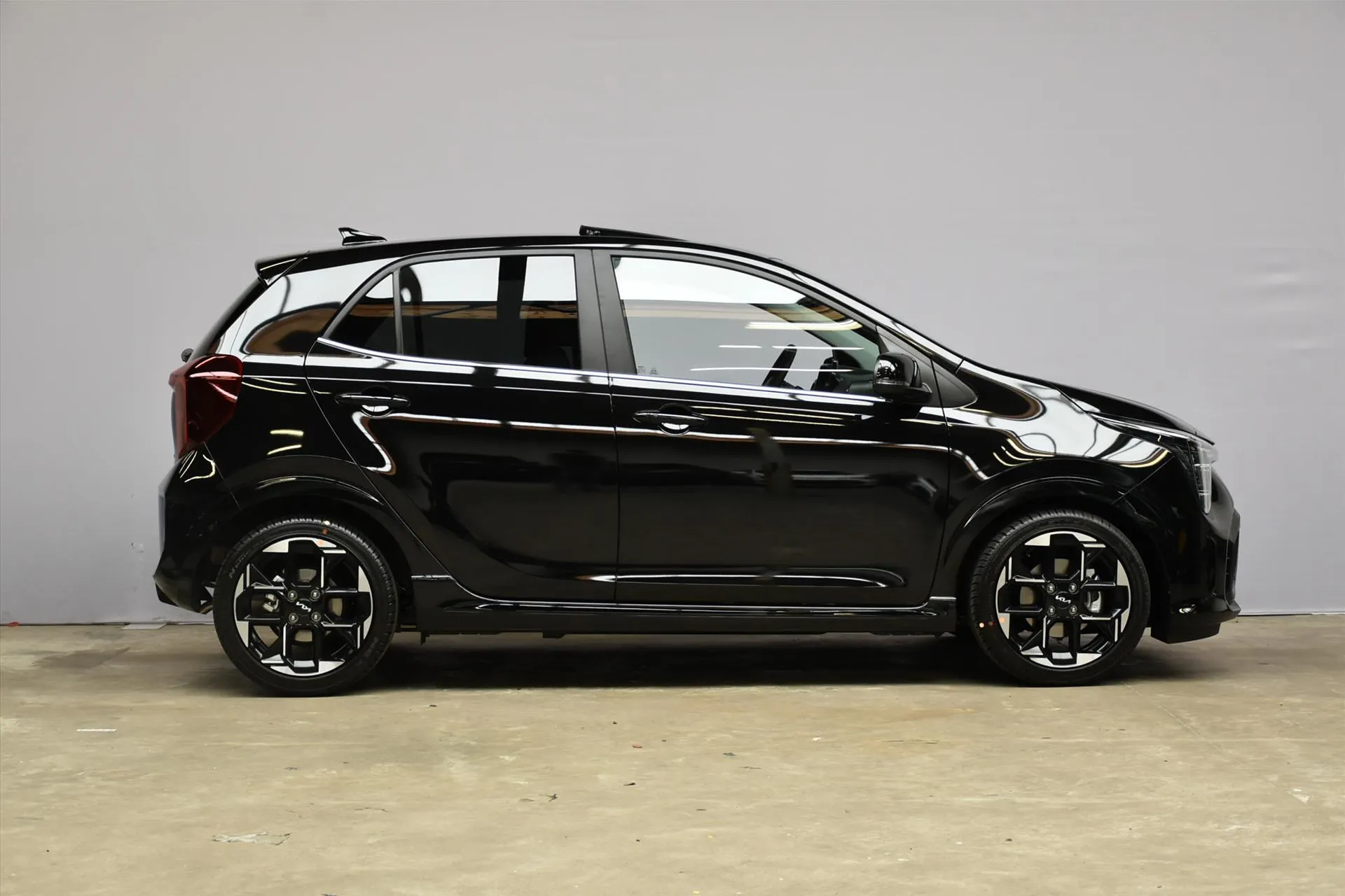 Kia Picanto met kenteken 77446 – detailfoto