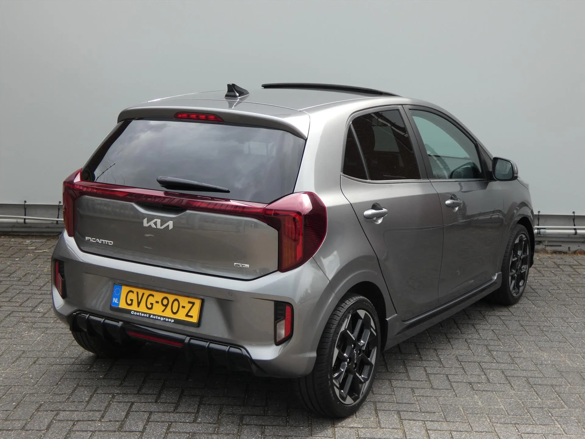 Kia Picanto met kenteken GVG-90-Z – dashboard