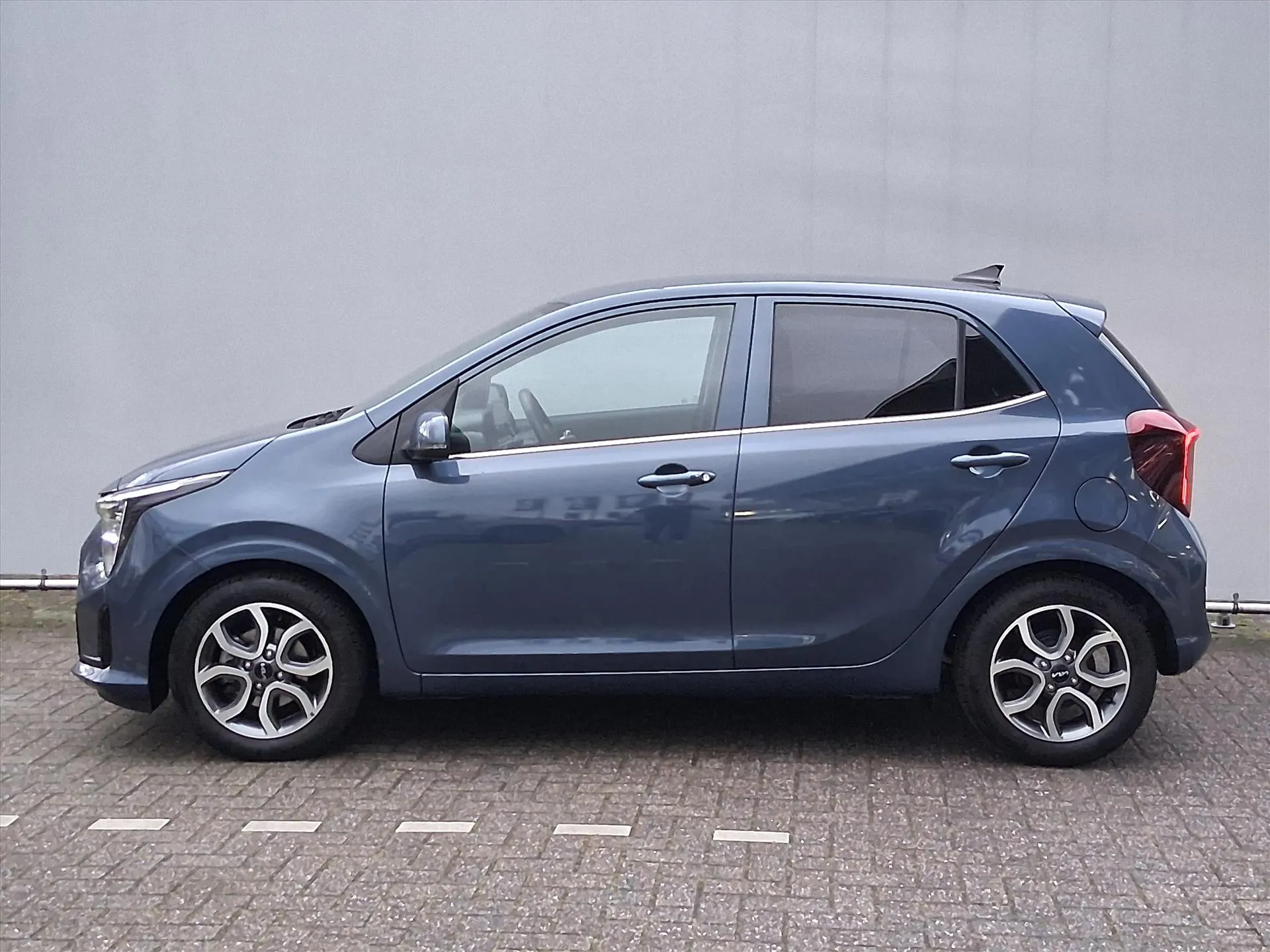 Kia Picanto met kenteken GZV-42-H – achteraanzicht