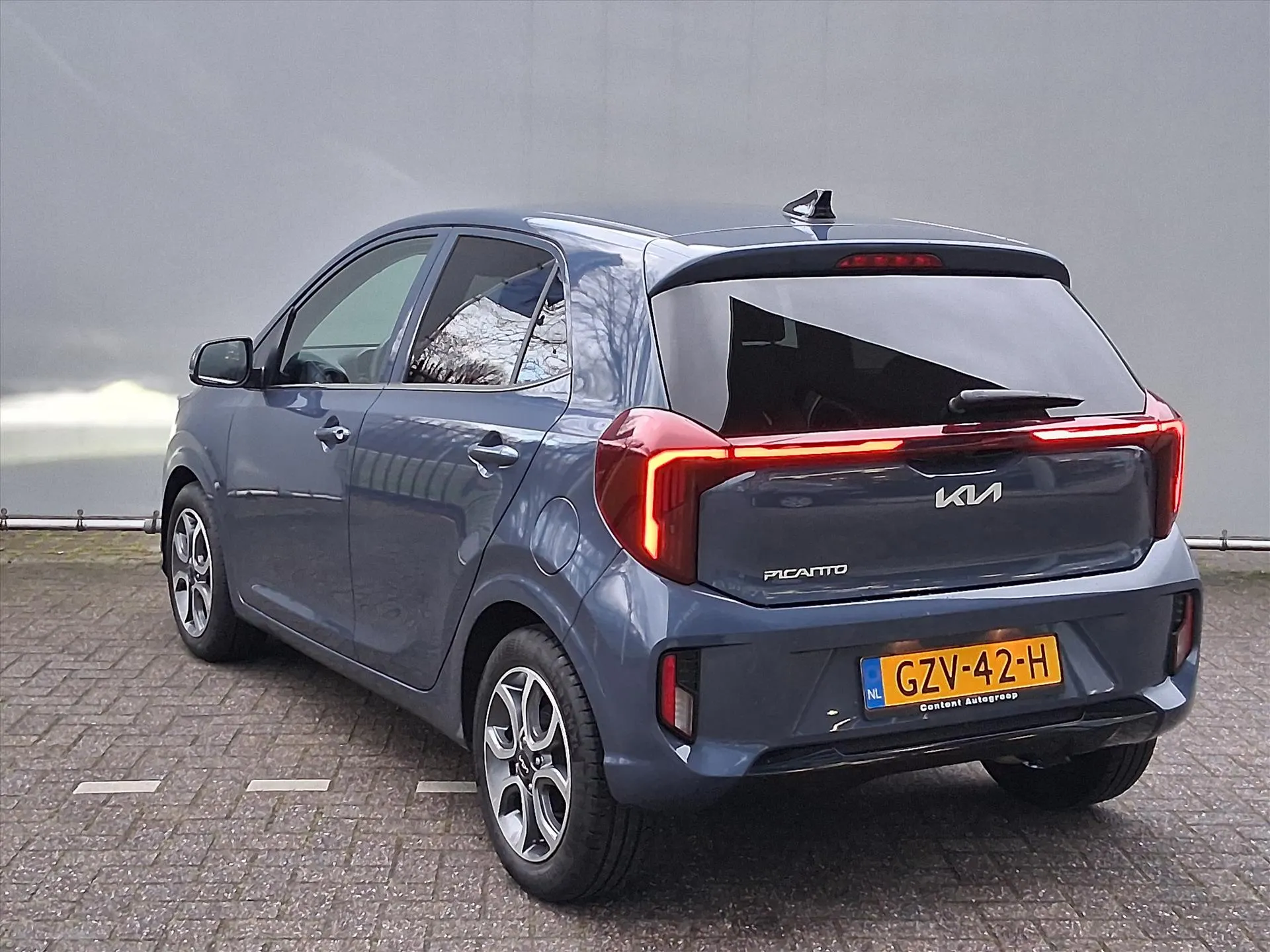 Kia Picanto met kenteken GZV-42-H – interieur
