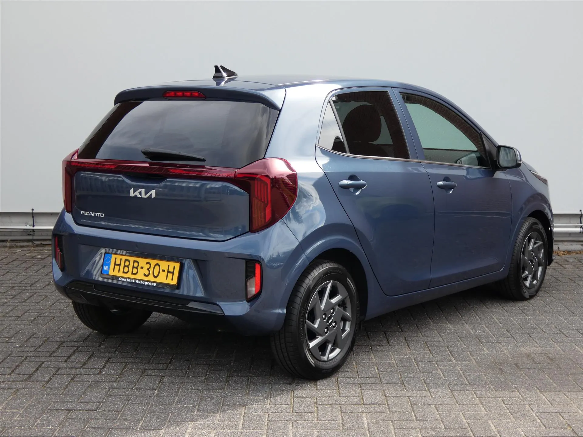 Kia Picanto met kenteken HBB-30-H – detailfoto