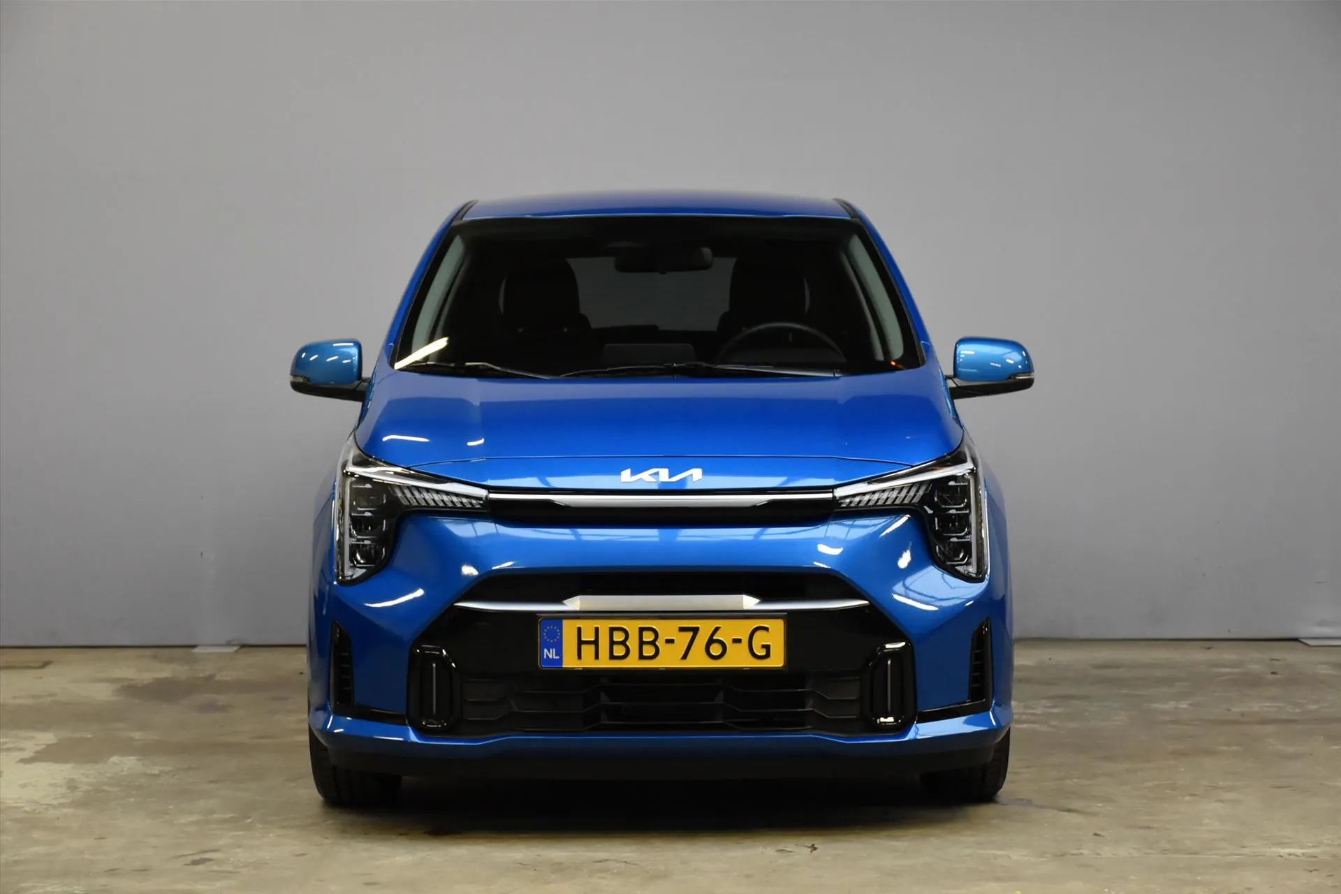 Kia Picanto met kenteken HBB-76-G – achteraanzicht
