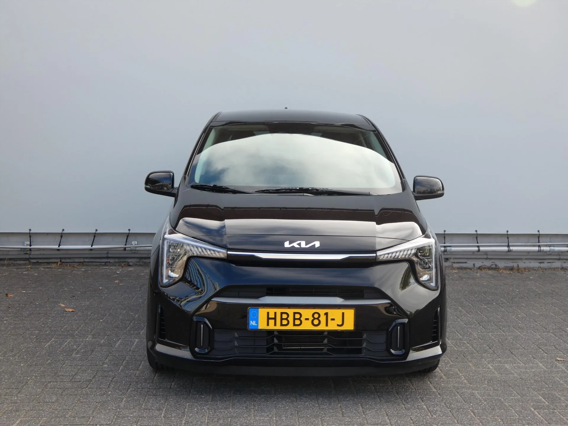 Kia Picanto met kenteken HBB-81-J – achteraanzicht