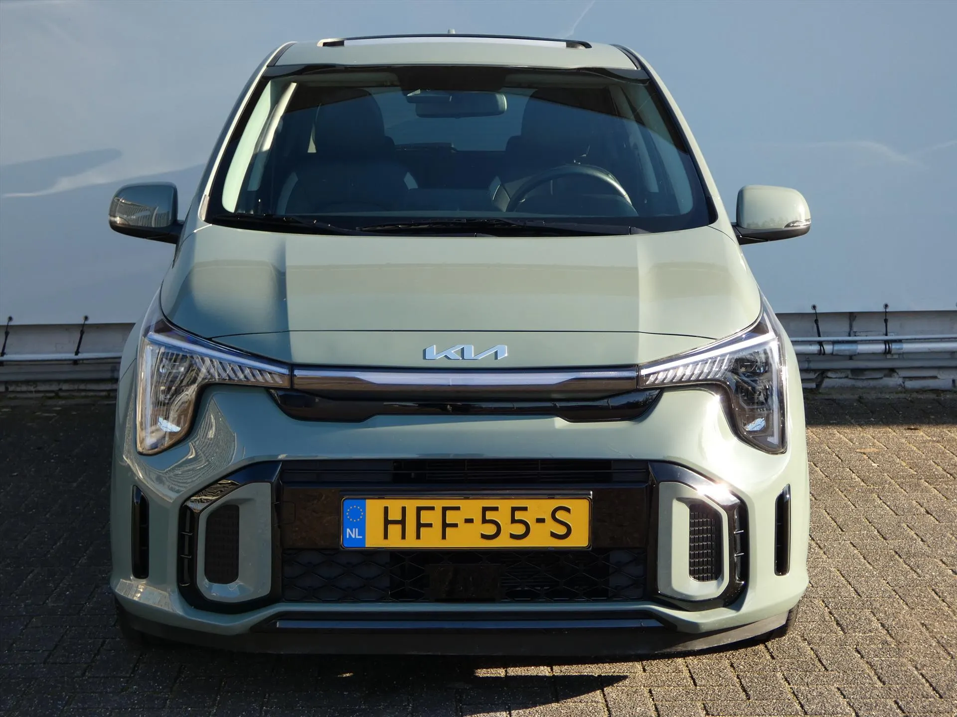 Kia Picanto met kenteken HFF-55-S – achteraanzicht