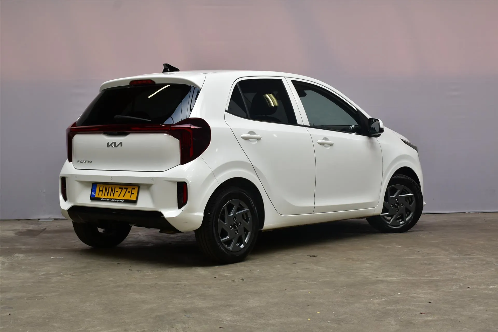 Kia Picanto met kenteken HNN-77-F – detailfoto